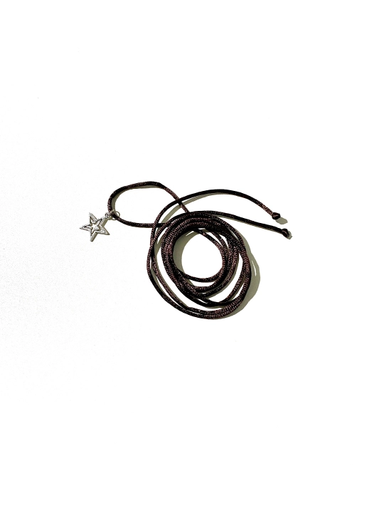 Choker yulduzchali shnur, braslet va choker ikkitasi birda