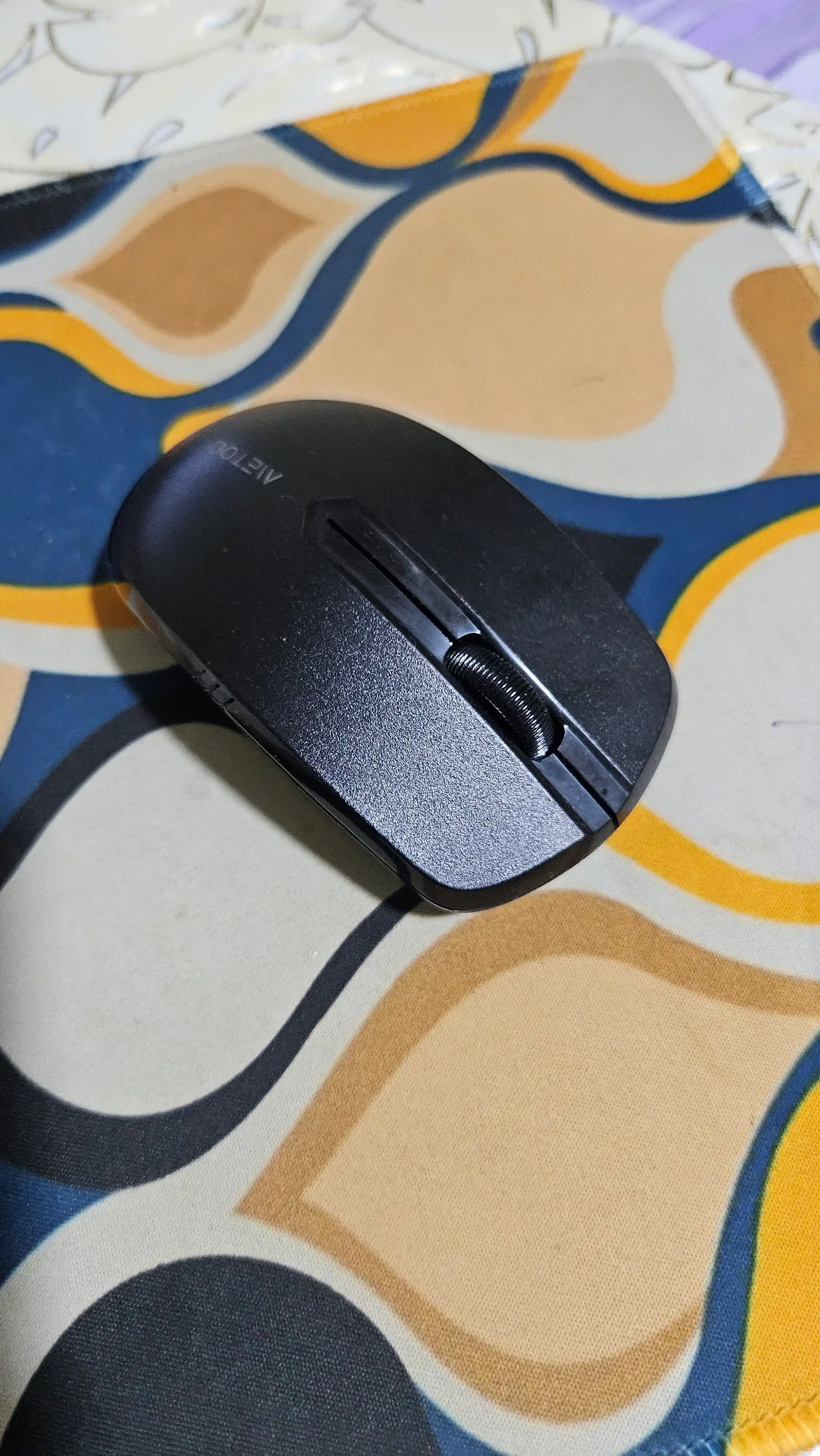 Simsiz Bluetooth sichqoncha Metoo E0 shovqinsiz, batareyka to'plamda