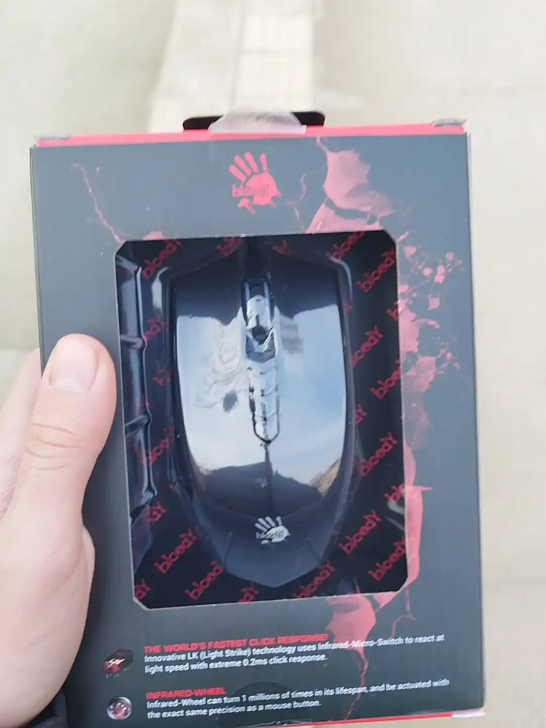 Bloody A70 — simli Light Strike gaming sichqoncha, 0.2 ms, 8 tugma