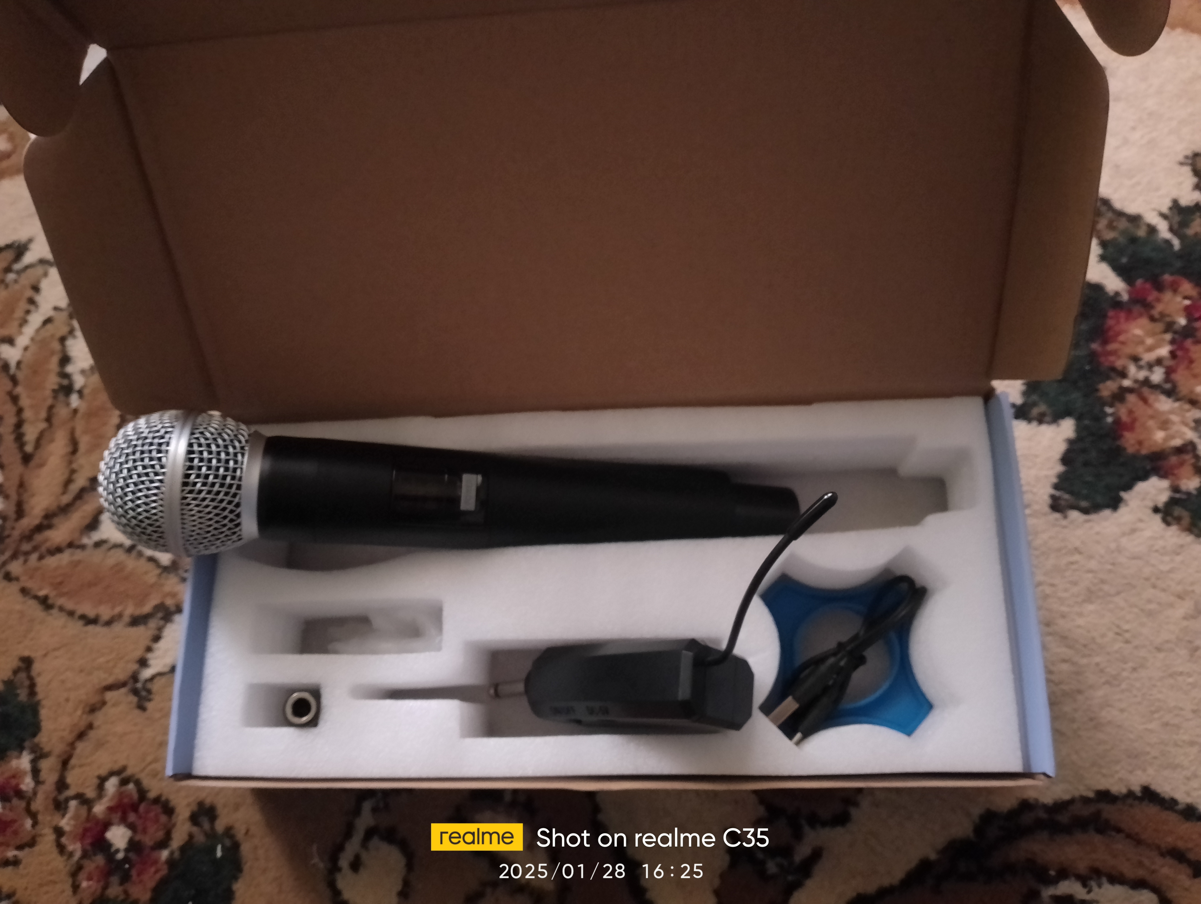 Professional universal simsiz mikrofon karaoke va boshqa kalonkalar uchun +adapter