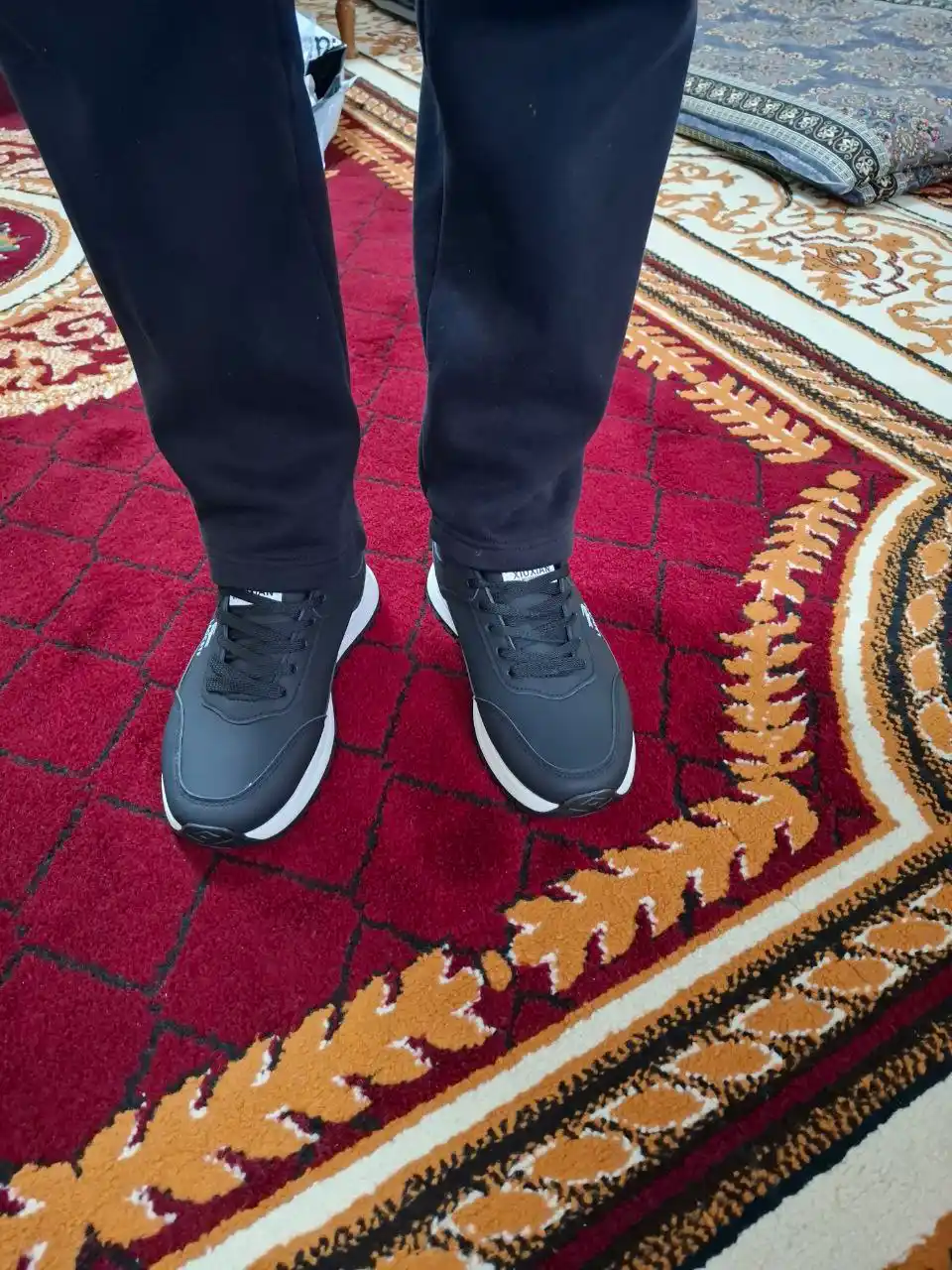 Erkaklar krossovkalari, bahor - kuz, suv o'tkazmaydigan, 40 - 44 o'lchamli