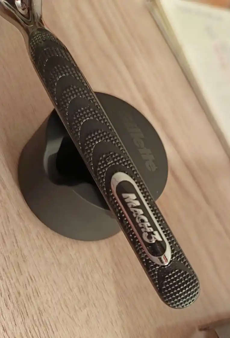 Станок для бритья Gillette Mach3 Charcoal Razor, 6 кассет
