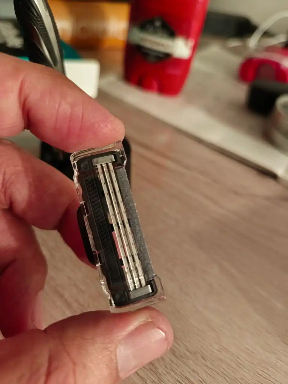 Станок для бритья Gillette Mach3 Charcoal Razor, 6 кассет