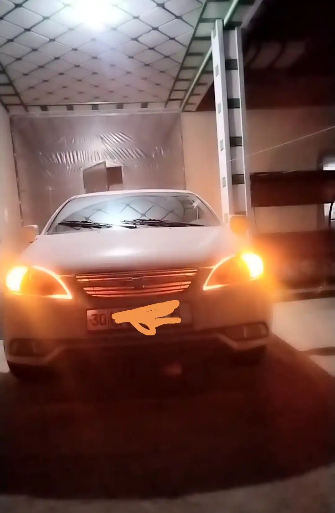 Avtomobil faralari uchun svetadiotli LED lenta, RGB, boshqaruv pulti bilan, 60 sm