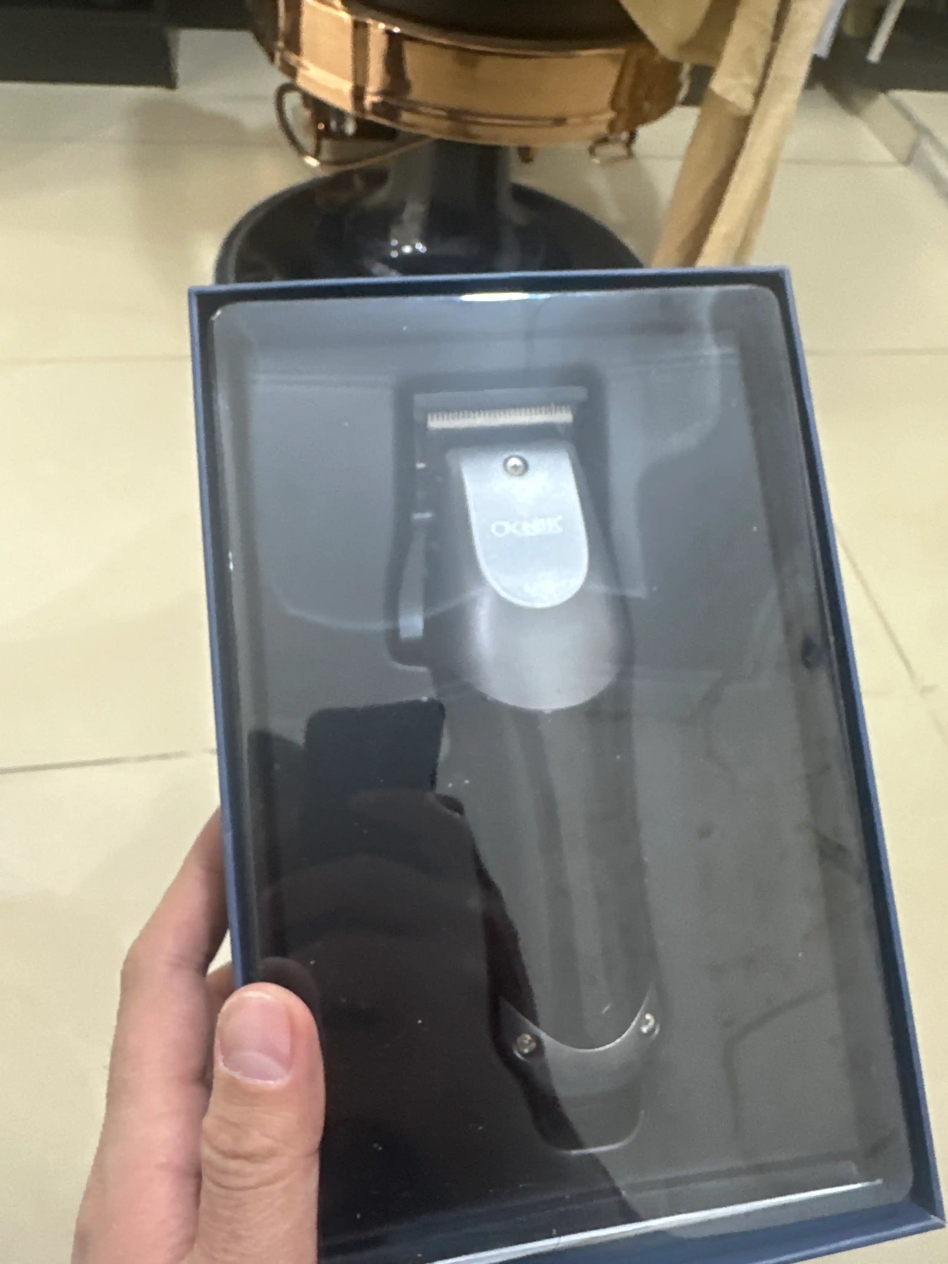 Cronier CR-12 professional soch olish mashinkasi, soqol va soch trimmeri, 6 nasadka