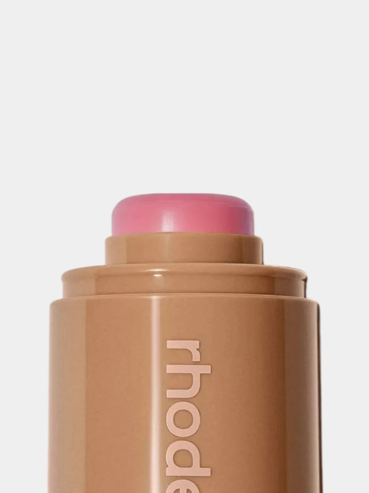 Kremli rumyana Rhode Pocket Blush: universal, uzoq muddatli, namlovchi