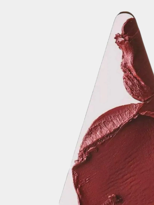 Kremli rumyana Rhode Pocket Blush: universal, uzoq muddatli, namlovchi