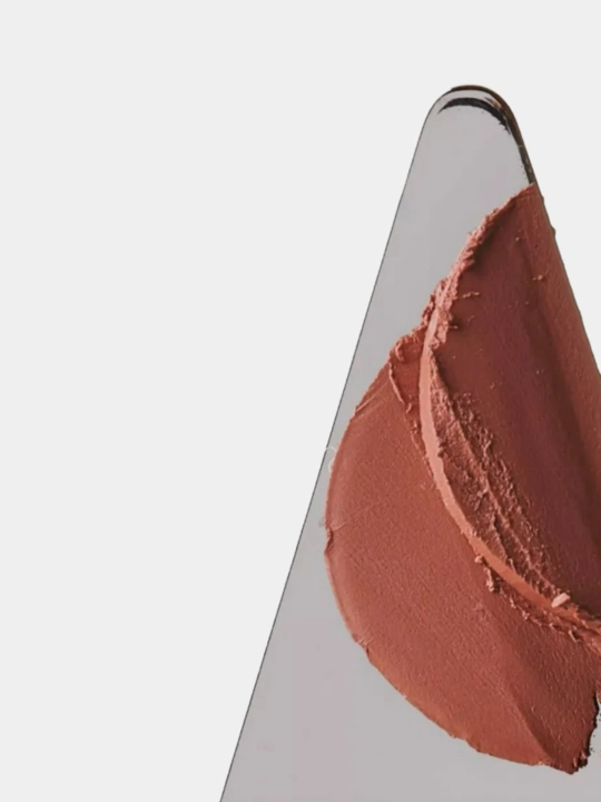Kremli rumyana Rhode Pocket Blush: universal, uzoq muddatli, namlovchi