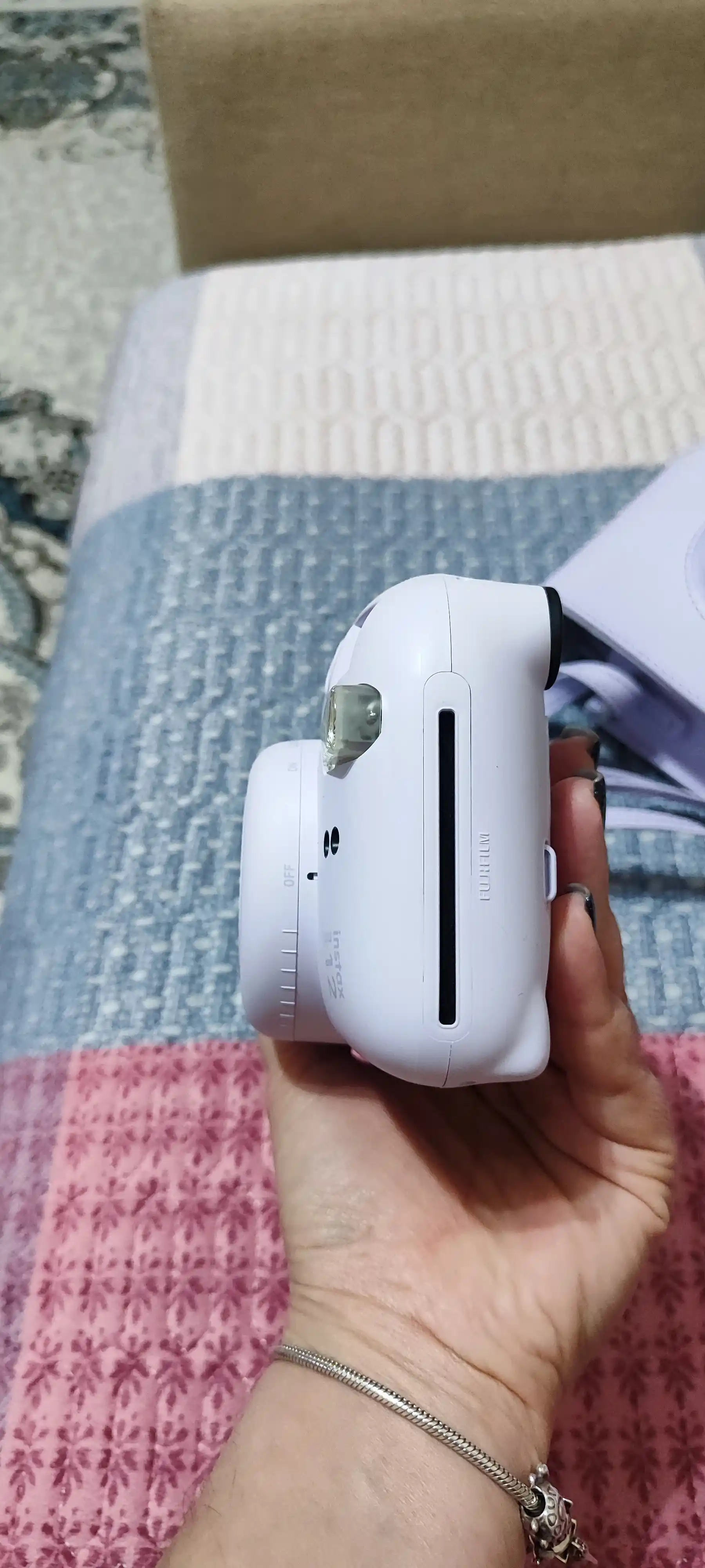 Подарочный набор Fujifilm Instax Mini 12, фотоаппарат Instax Mini 12 в комплекте