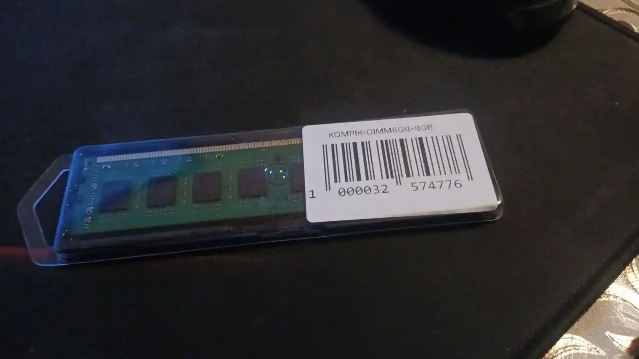 Operativ xotira Kingston 8GB DDR3, 1600 MHz, PC3-12800, kompyuter uchun