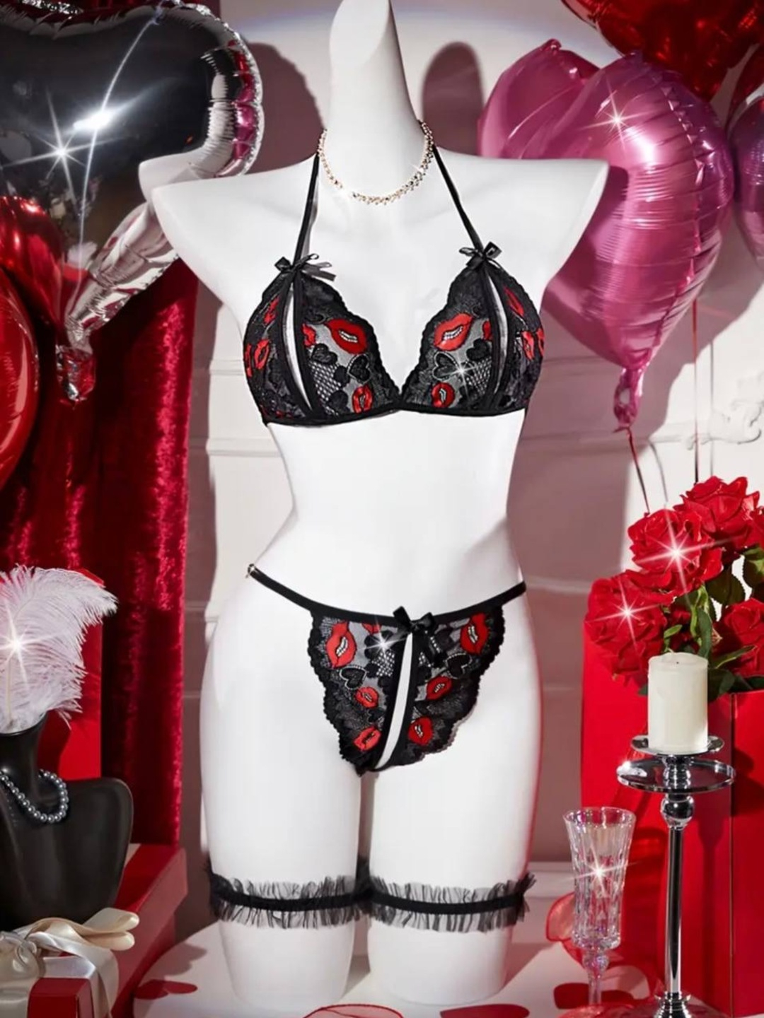 Rolli oyinlar uchun erotik maskarad kostyumlari