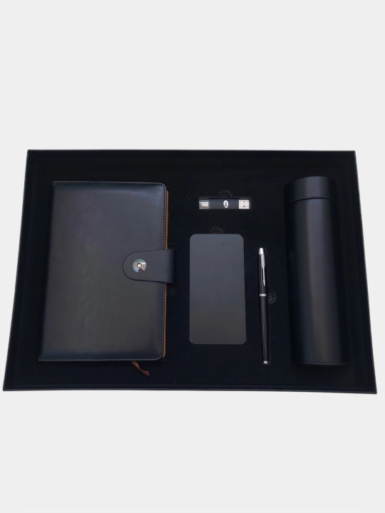 Подарочный набор для мужчин, блокнот, ручка, флэшка USB, термос и powerbank