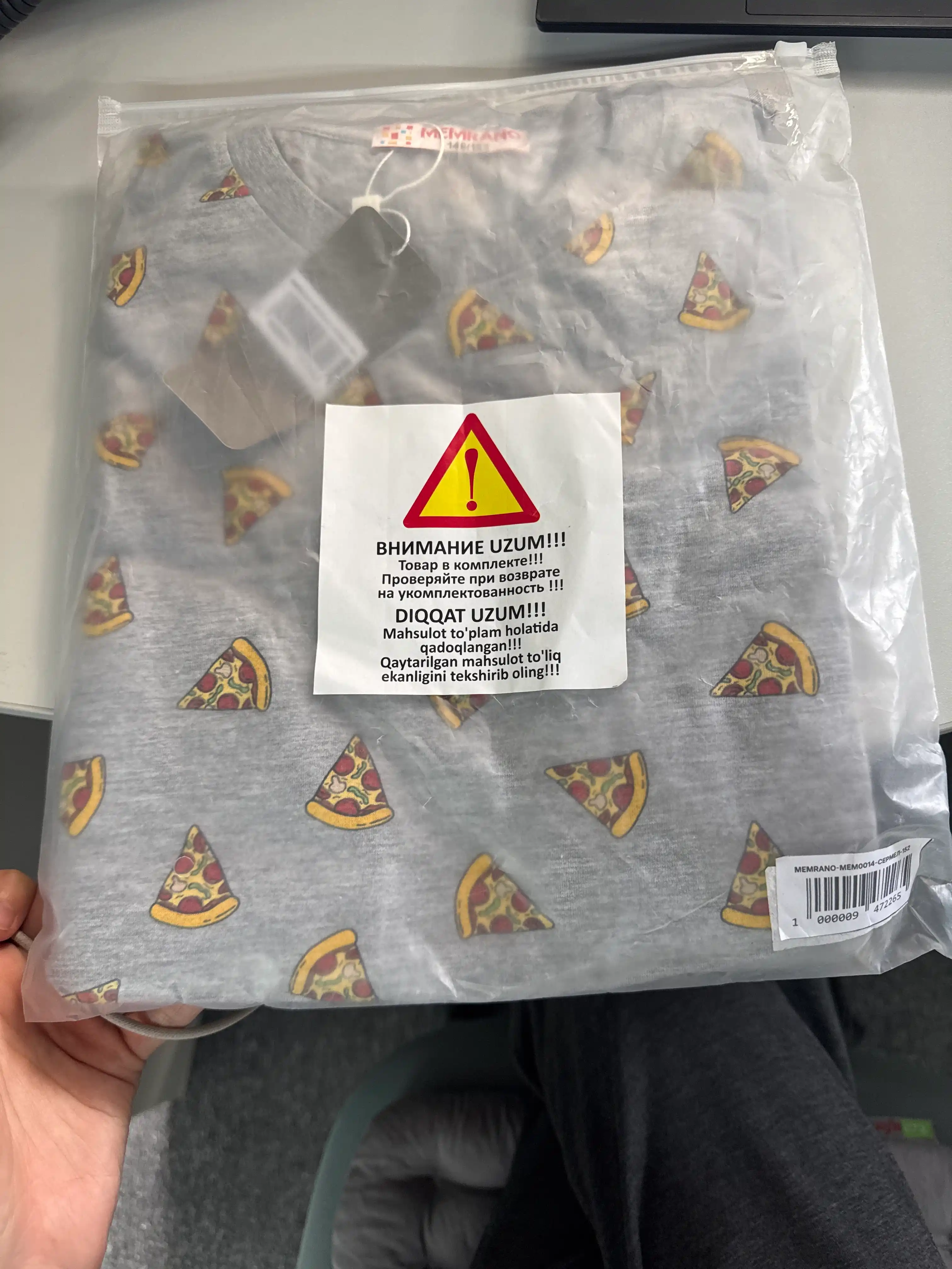 Qizlar va qizaloqlar uchun pijama, keng shim va futbolka
