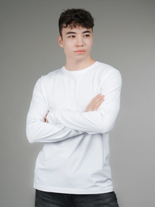 Longsliv, yengli uzun futbolka