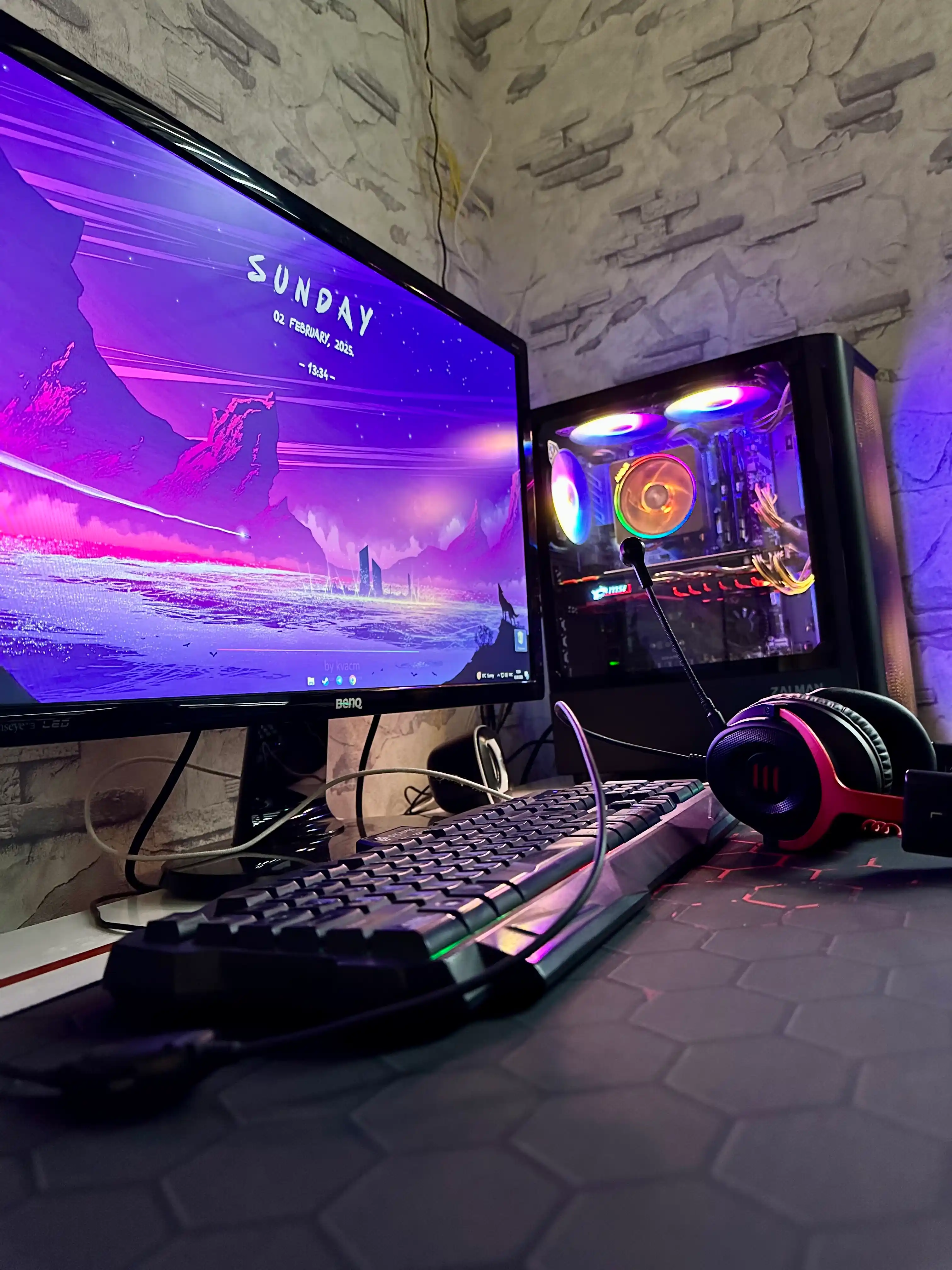 Компьютерный корпус Zalman N4 N4REV.1, 6 кулеров в комплекте, стекло, RGB подсветка