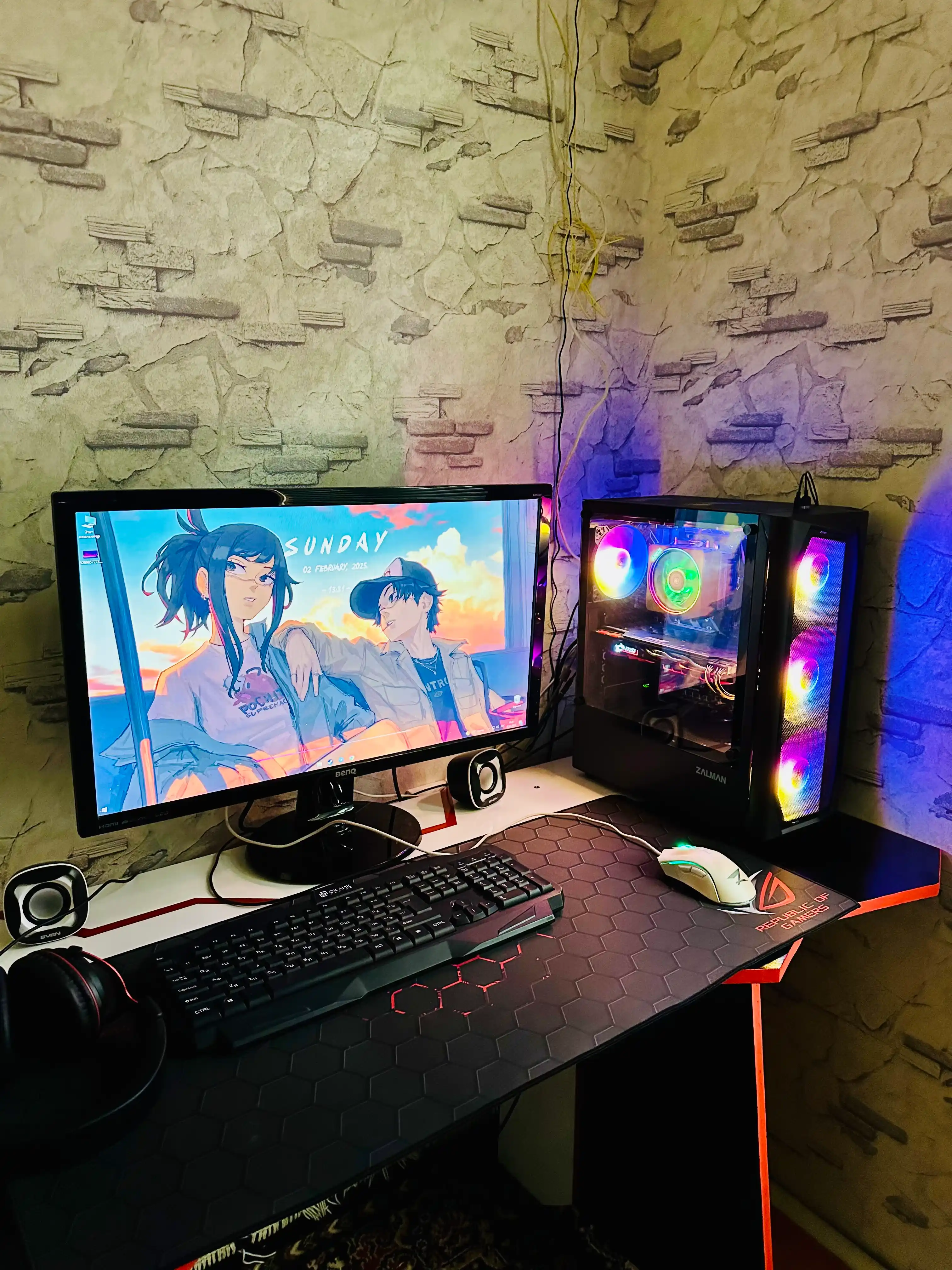 Компьютерный корпус Zalman N4 N4REV.1, 6 кулеров в комплекте, стекло, RGB подсветка