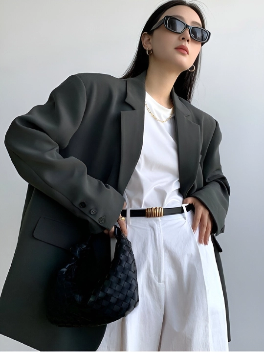 Ayollar kostyumi oversize, uzun pidjak, jaket, katta o‘lchamlar