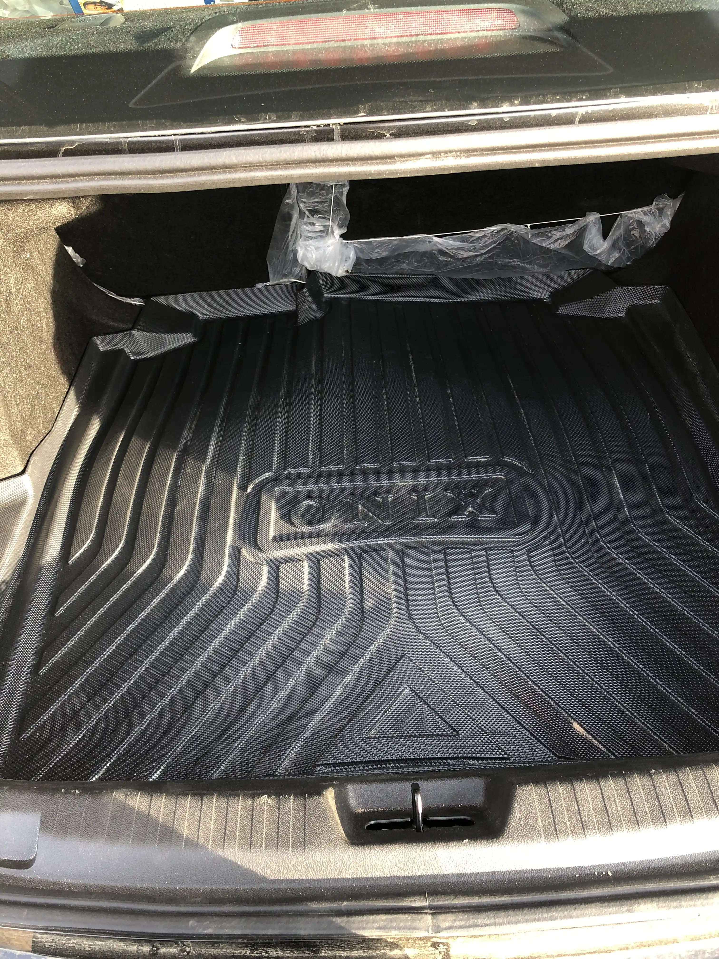 Yon, elastik material, PVX bilan yuk laganda mat. ONIX
