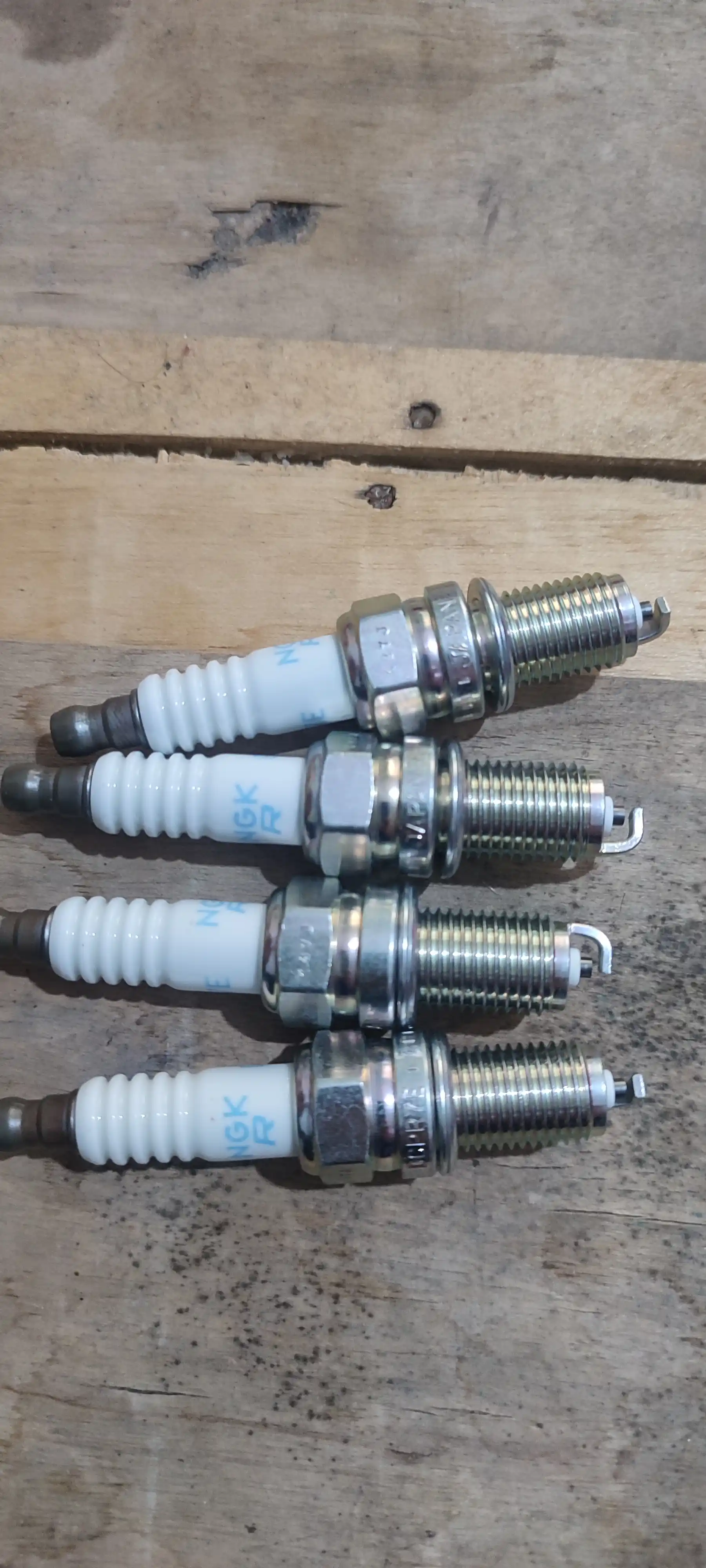 O't oldirish svechasi Spark/Cobalt/Gentra NGK, 1 dona