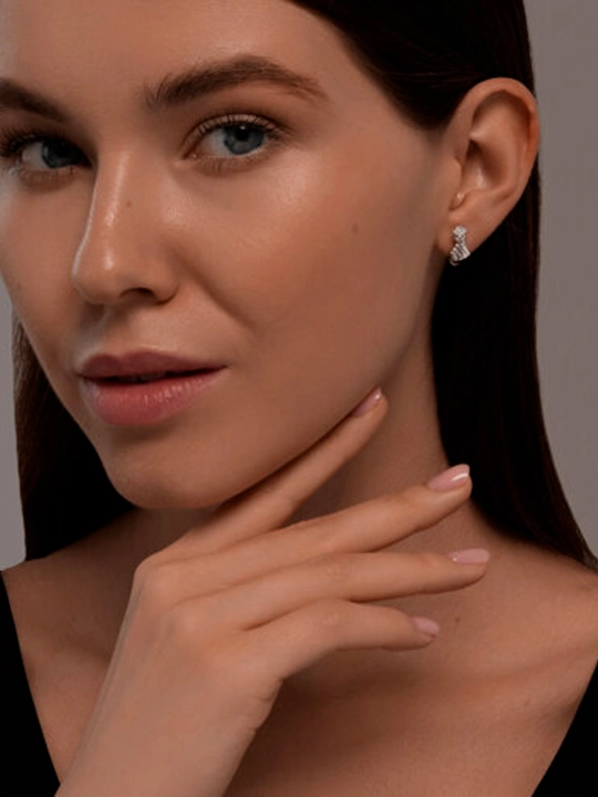 Серьги гвоздики из серебра с фианитами SOKOLOV, 94026697