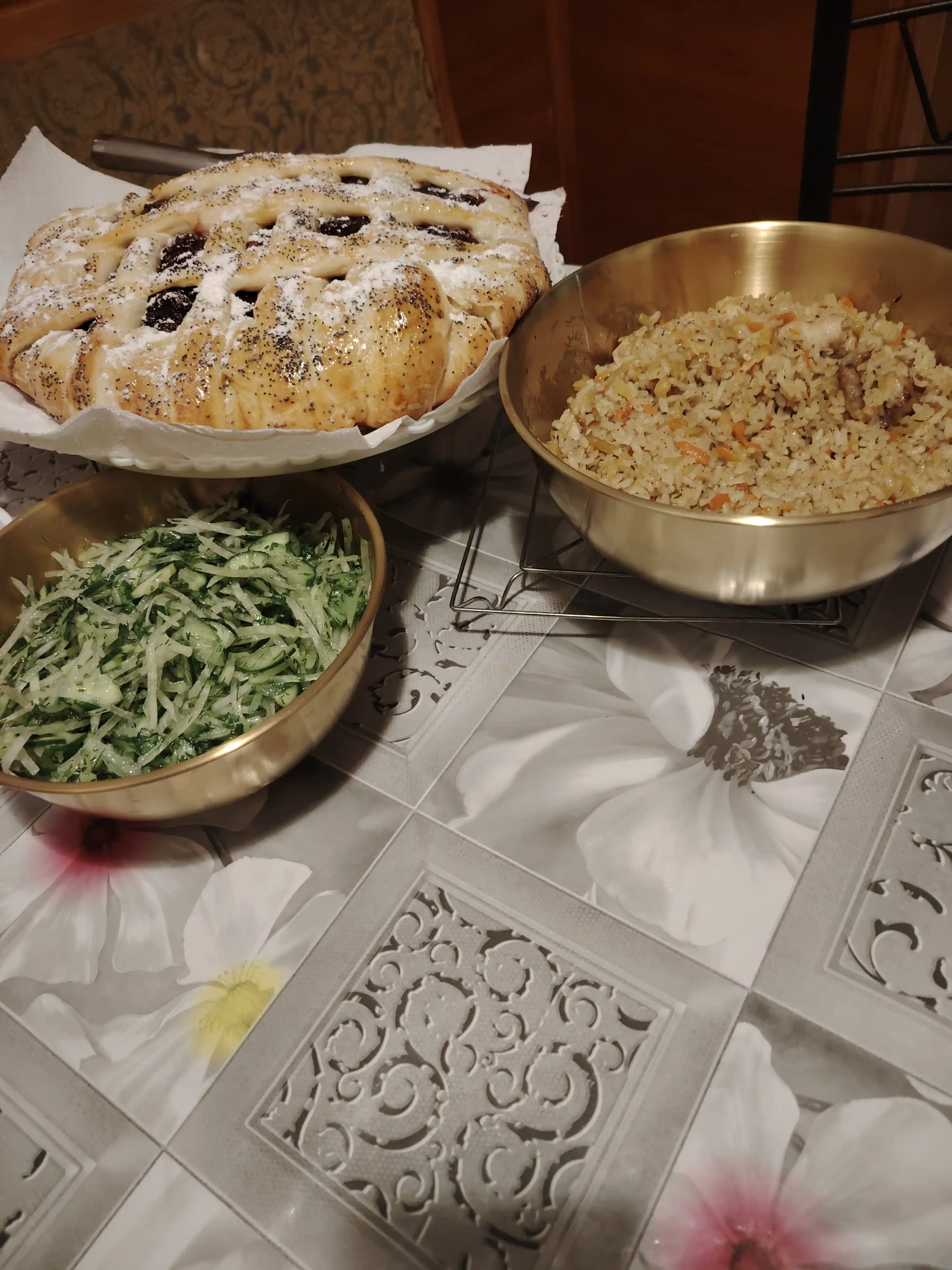 Zanglamas polatdan tog’oracha, salat idishi, 3 dona