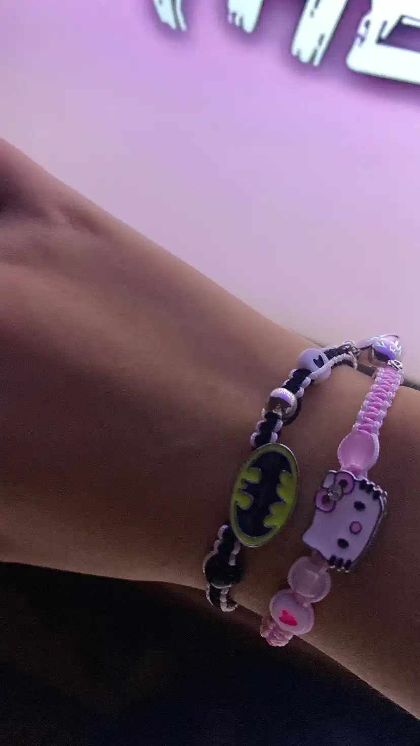 Парные магнитные браслеты "Hello Kitty" и "Batman" аксессуар для двоих, 2 шт