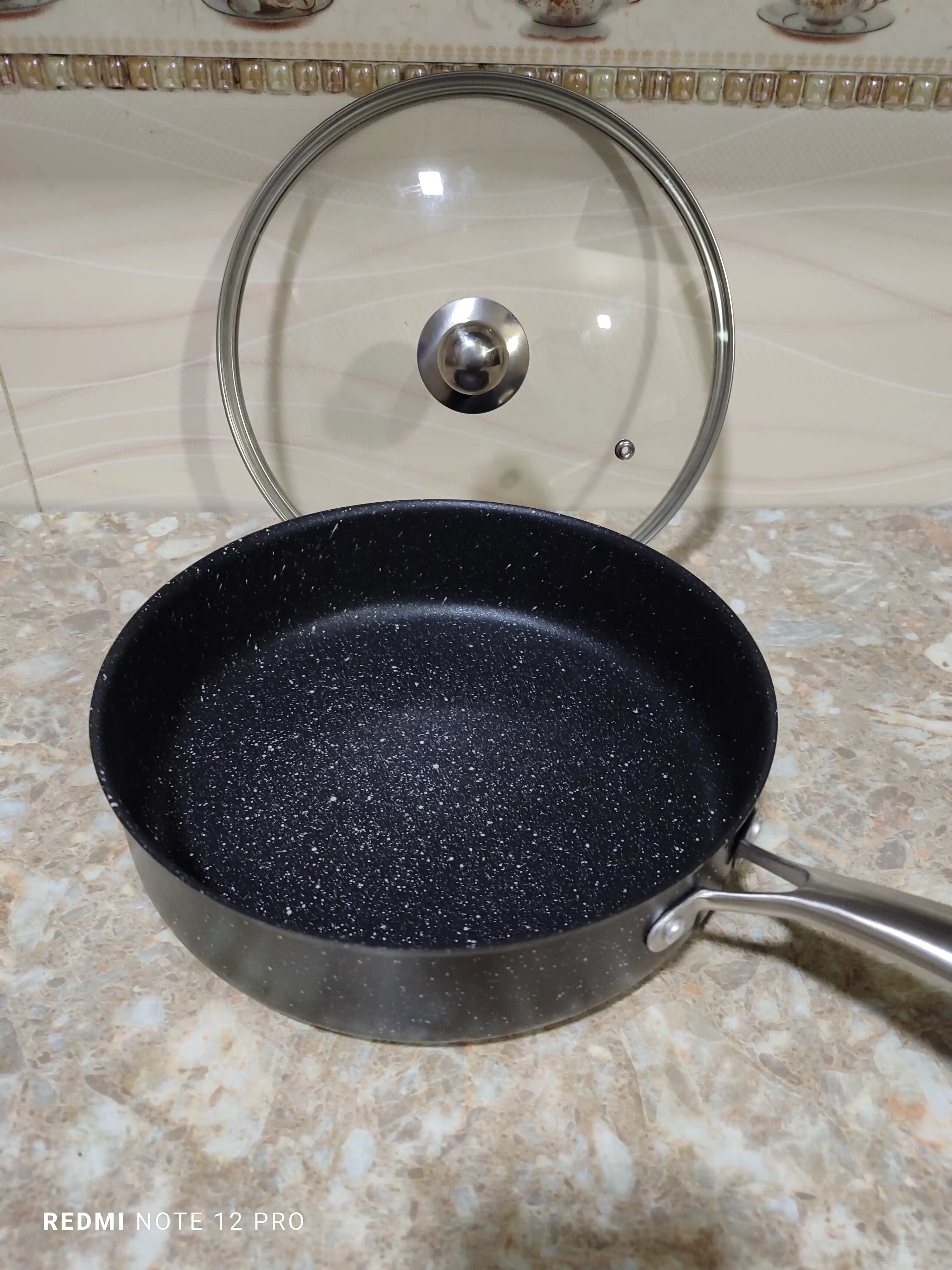 Granitli chuqur tova, CULICHEF dan kuyishga qarshi qoplamali va shisha qopqoqli
