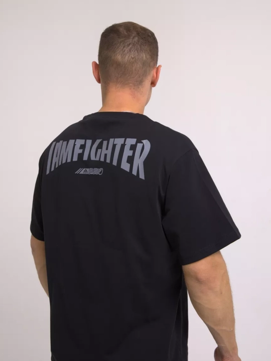 Erkaklar oversize futbolkasi iamfighter