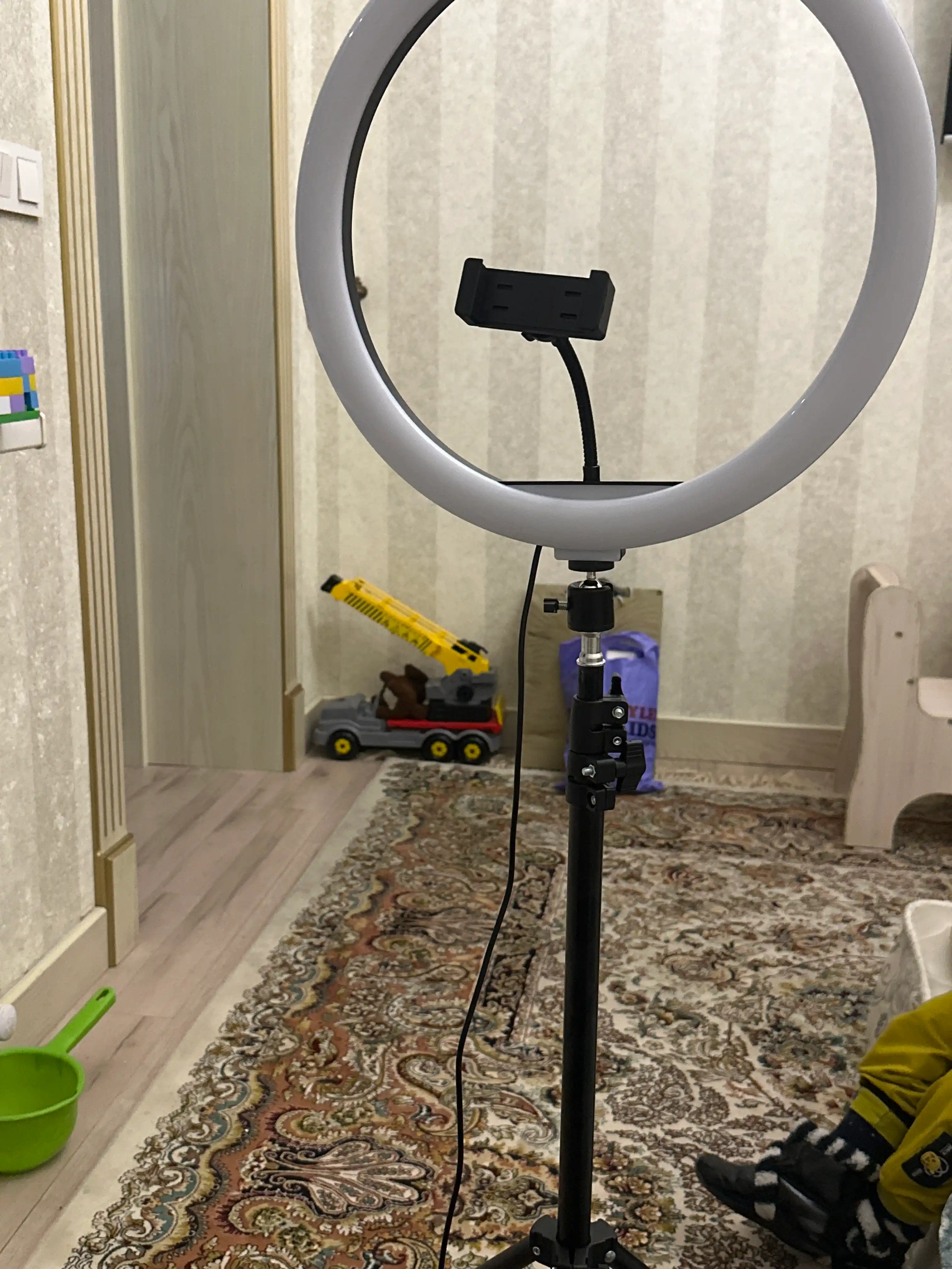Selfi lampasi, halqali, RGB, LED, shtativ bilan, 210 sm