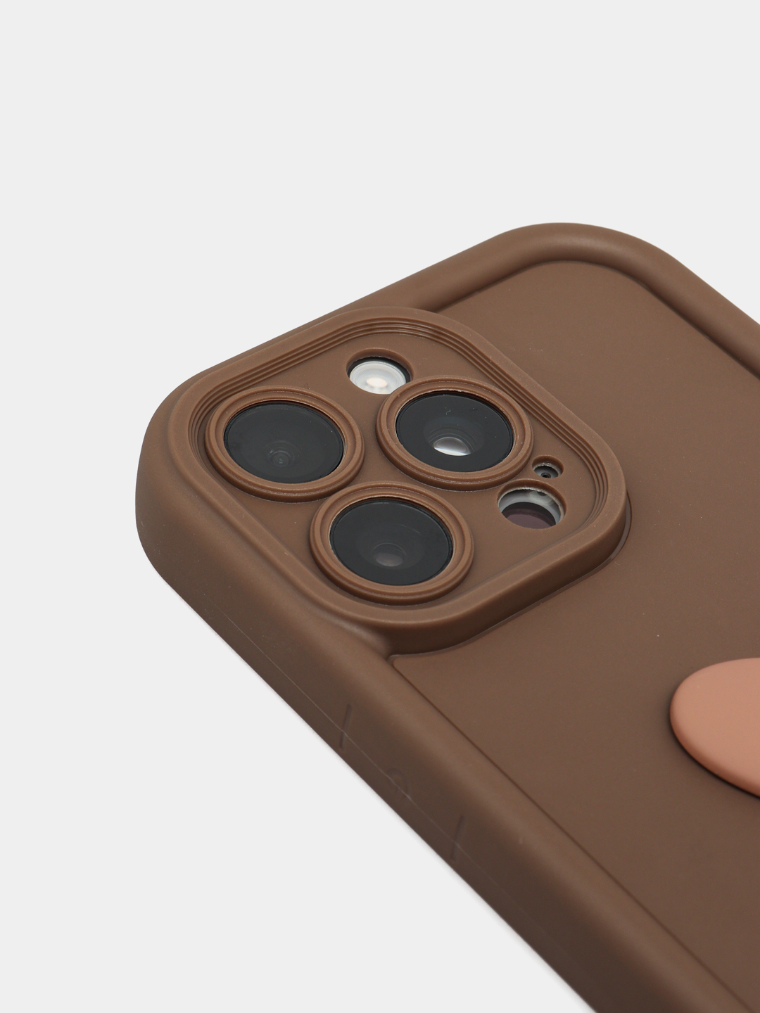 Chehol iPhone 11, 12, 13, 14, 15, 16 pro, pro max uchun hajmli yurak bilan
