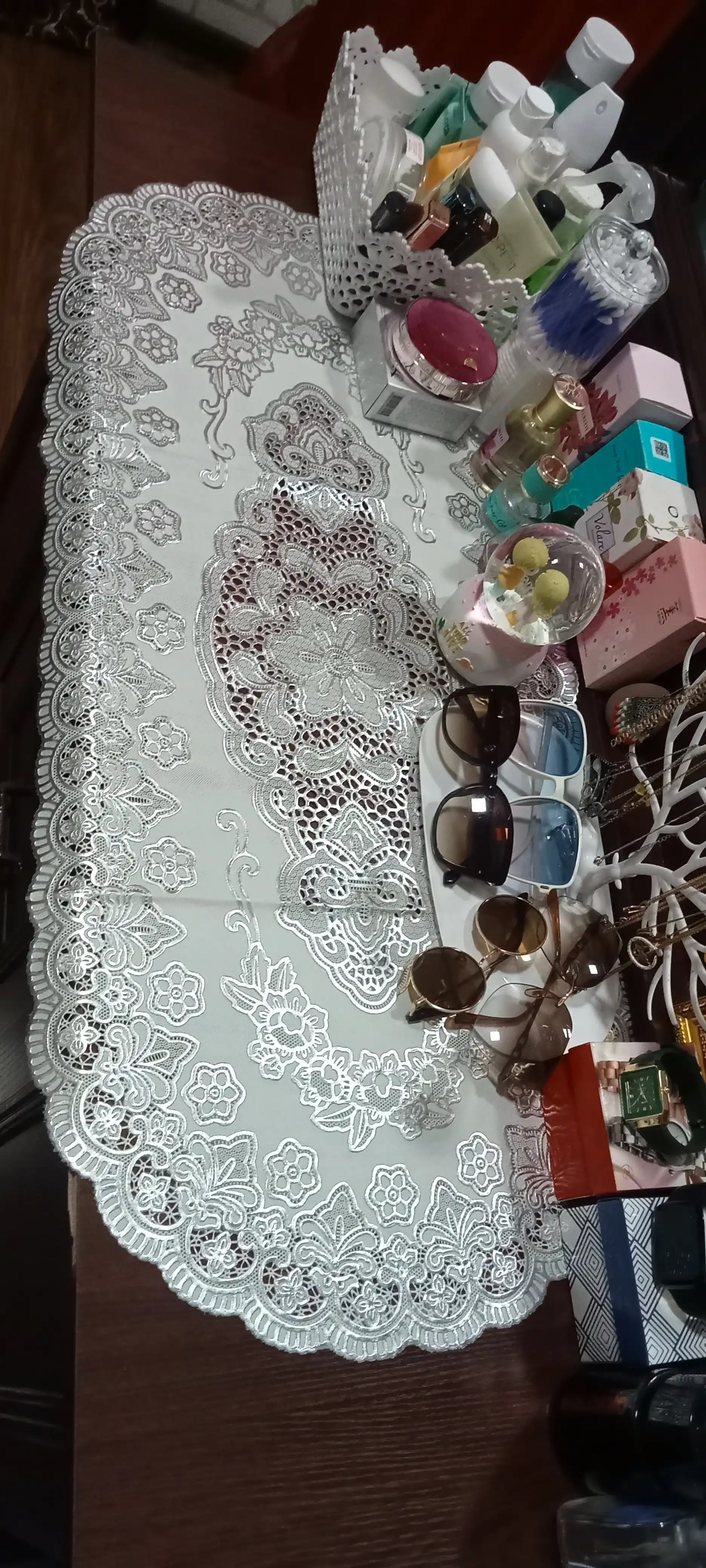 Клеенка на трюмо, на комод Silver Edition