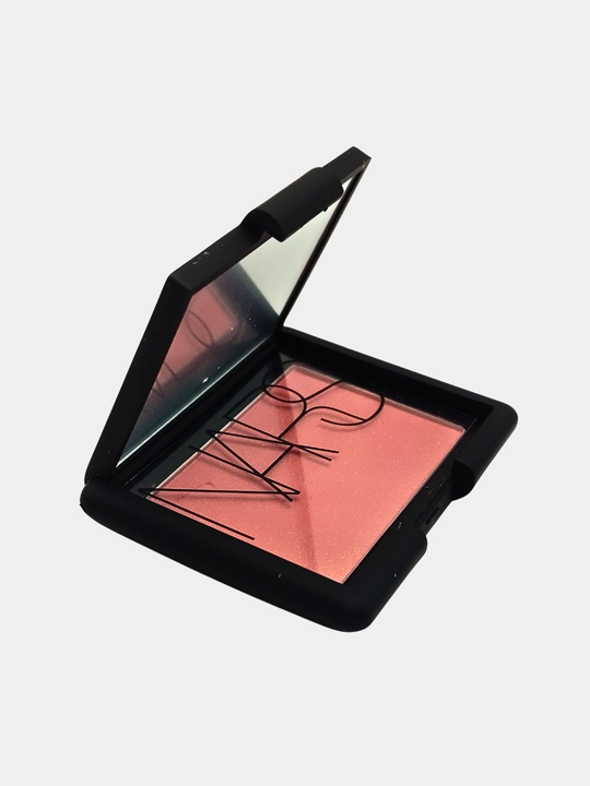 Пудровые румяна Nars Blush Glow-придающие вашему лицу естественное сияние и нежный оттенок