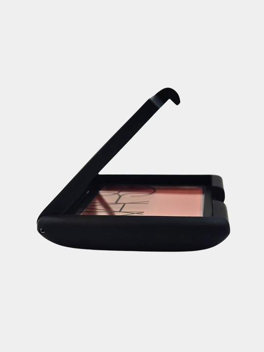 Пудровые румяна Nars Blush Glow-придающие вашему лицу естественное сияние и нежный оттенок