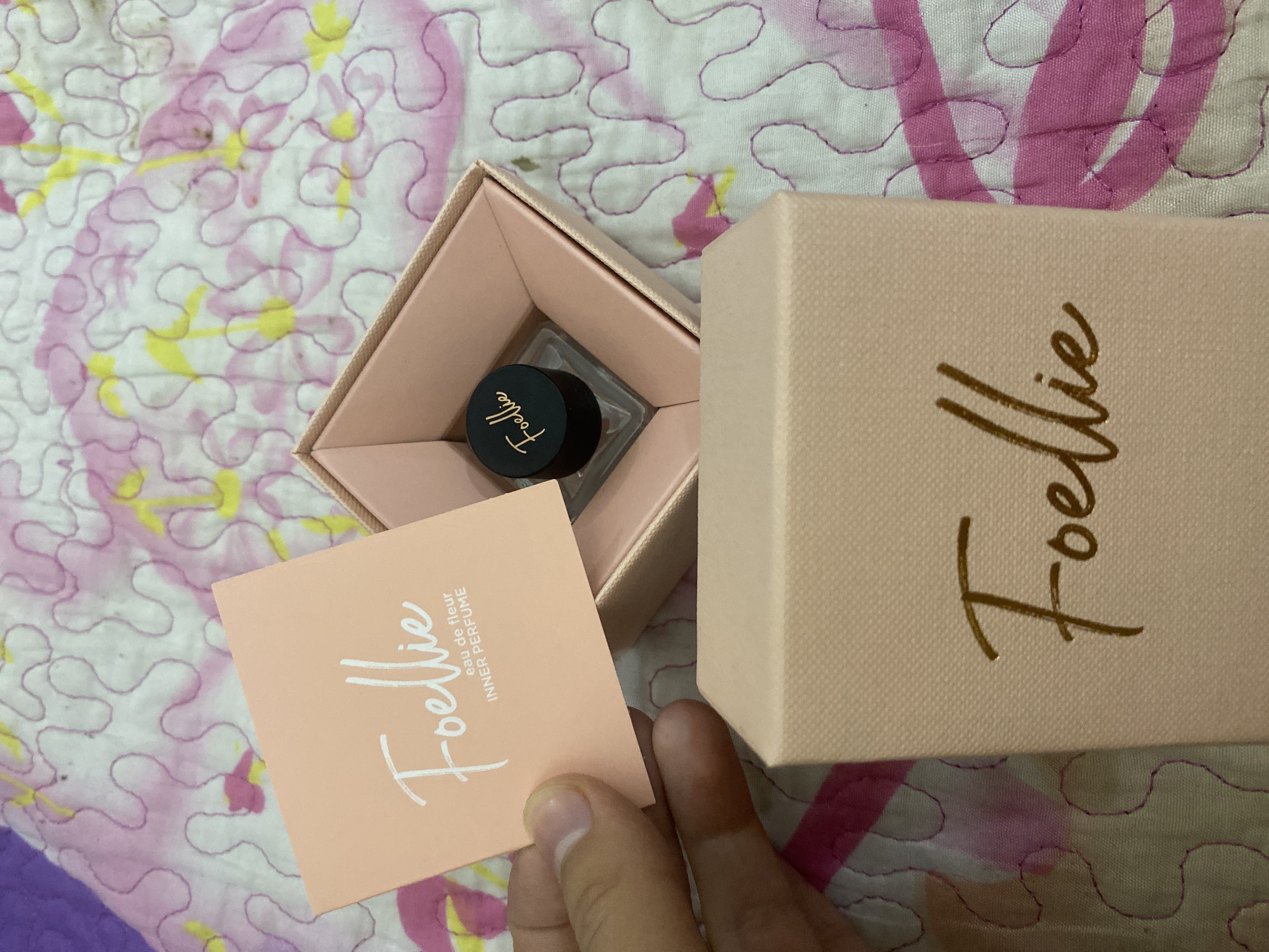 Изысканный и приятный аромат корейских интимных духов розовый Foellie Inner Perfume, 5 мл