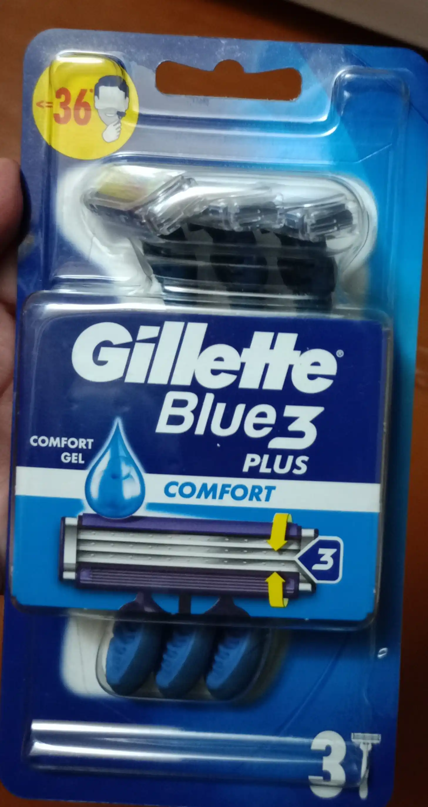 Gillette Bir martalik erkaklar ustarasi Blue3 Comfort Plus, 3 ta tig‘li, 3 dona, suzuvchi bosh