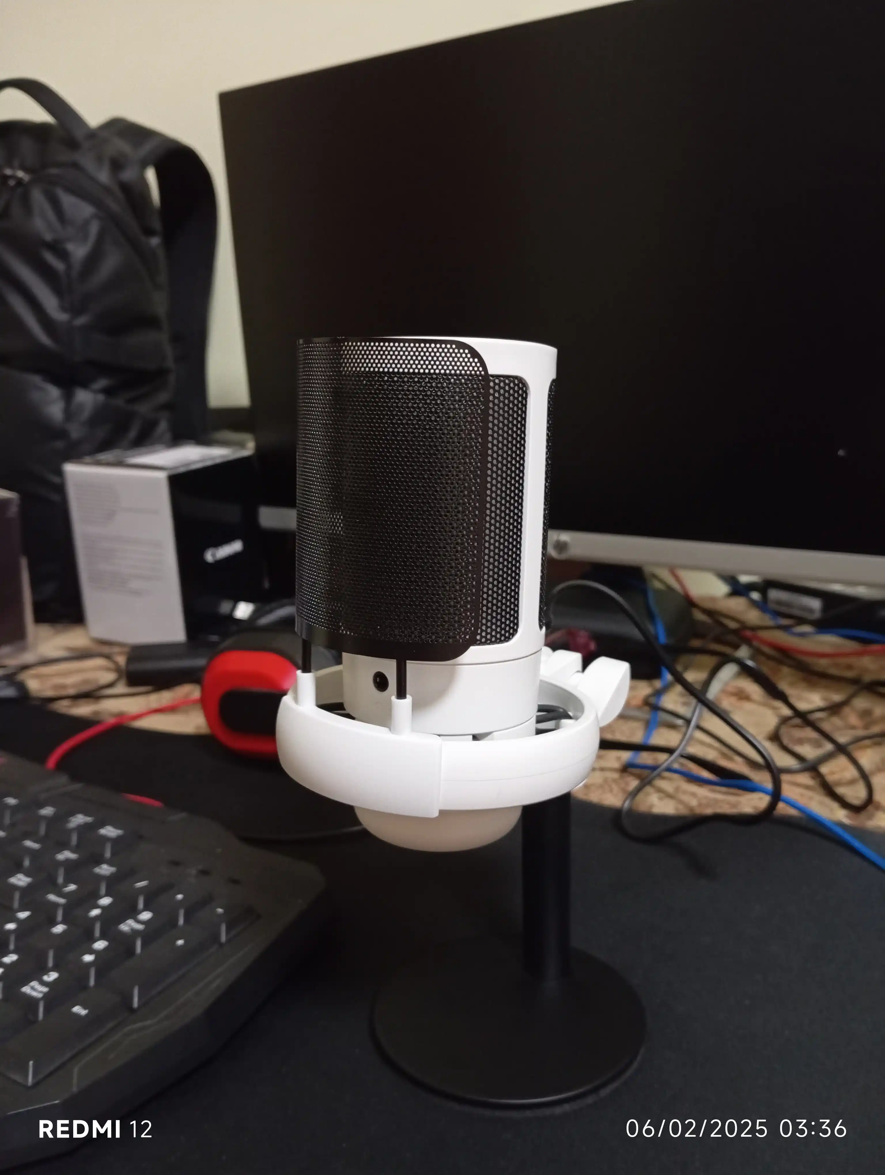 Strim va kompyuter uchun, RGB kondensatorli ME6S mikrofon, shok maunt, popfiltr, ushlagich
