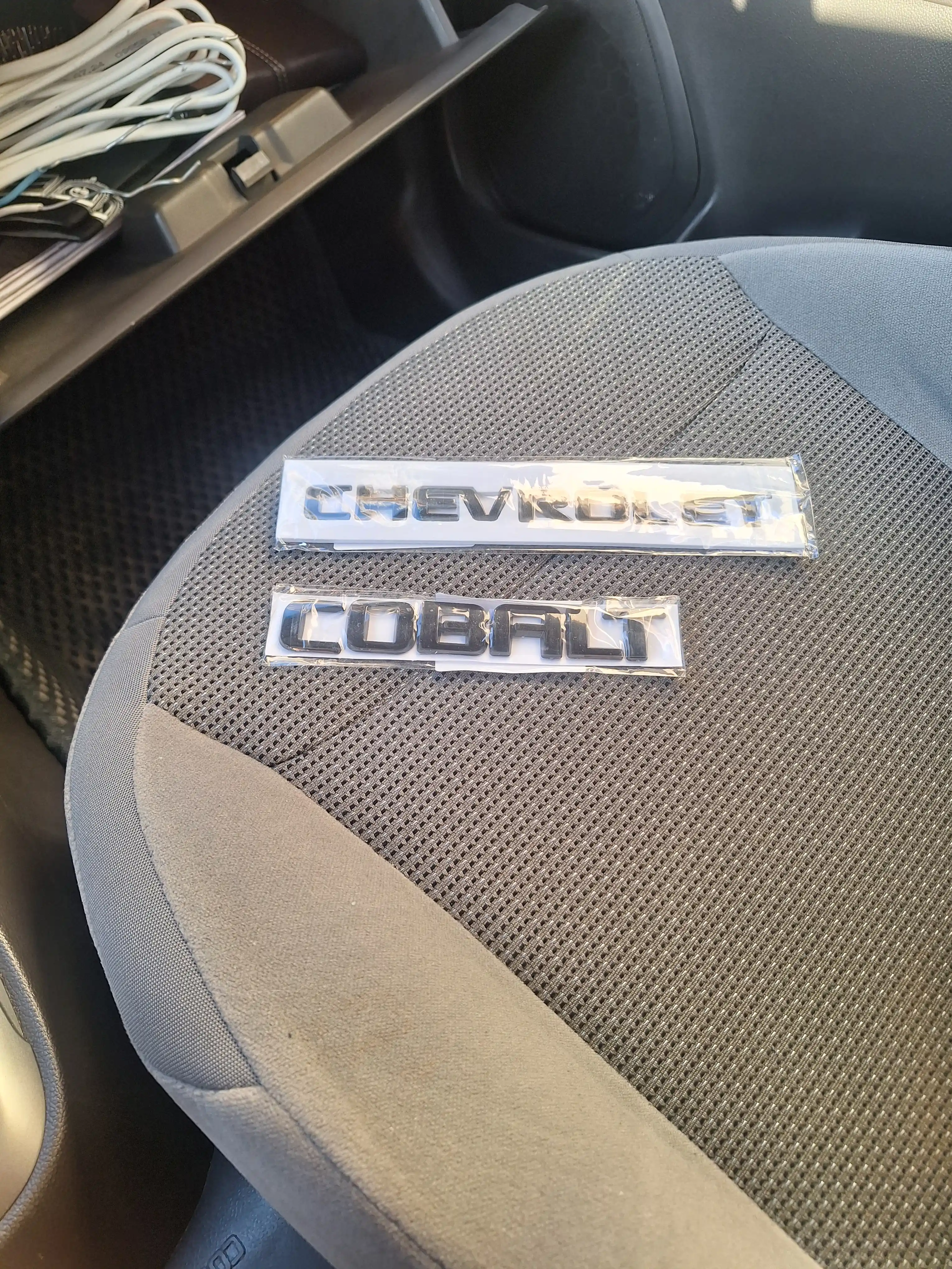 Надпись на Chevrolet Lacetti/Gentra, Nexia, Cobalt, Matiz, Spark Black Piano