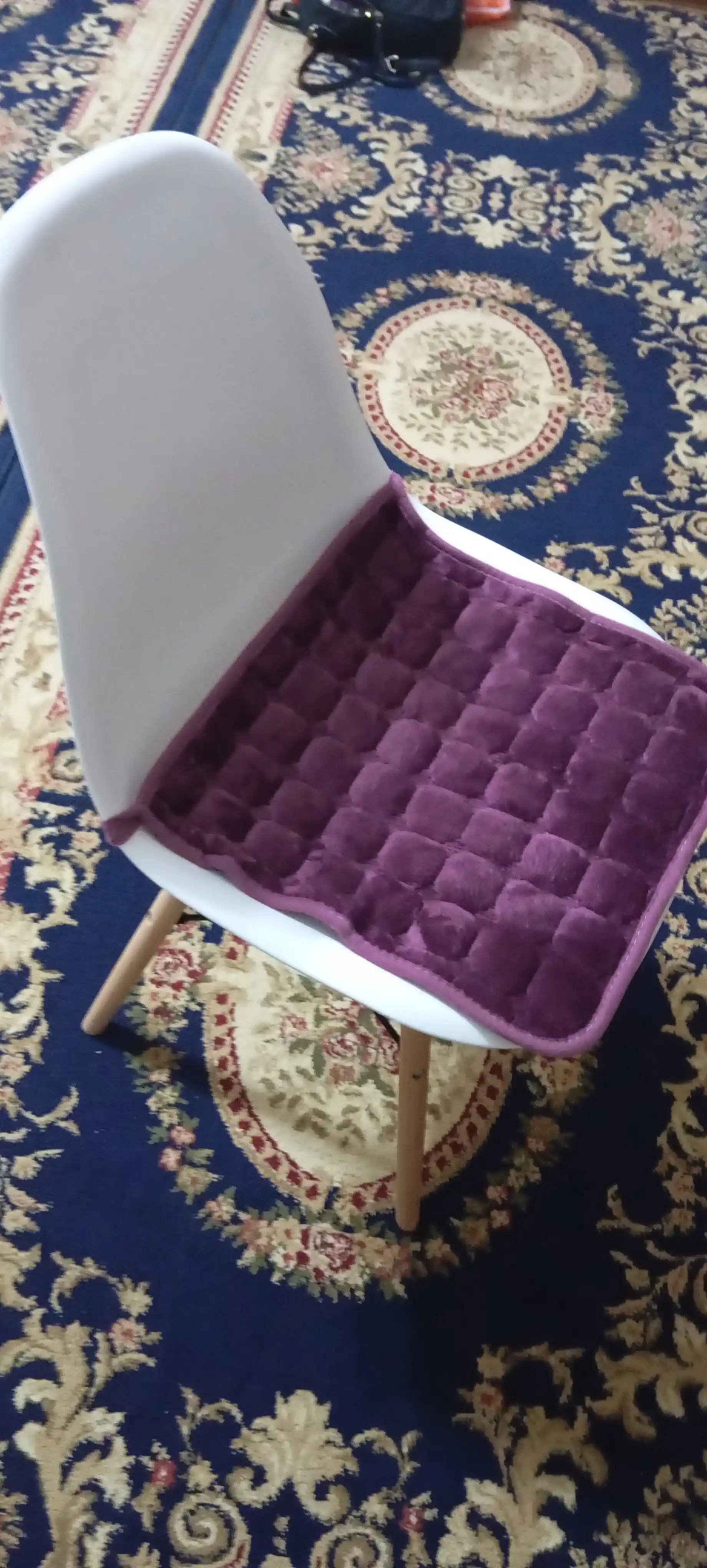 O'rindiq yostig'i, stul va kreslo qoplamasi, bog'ichli