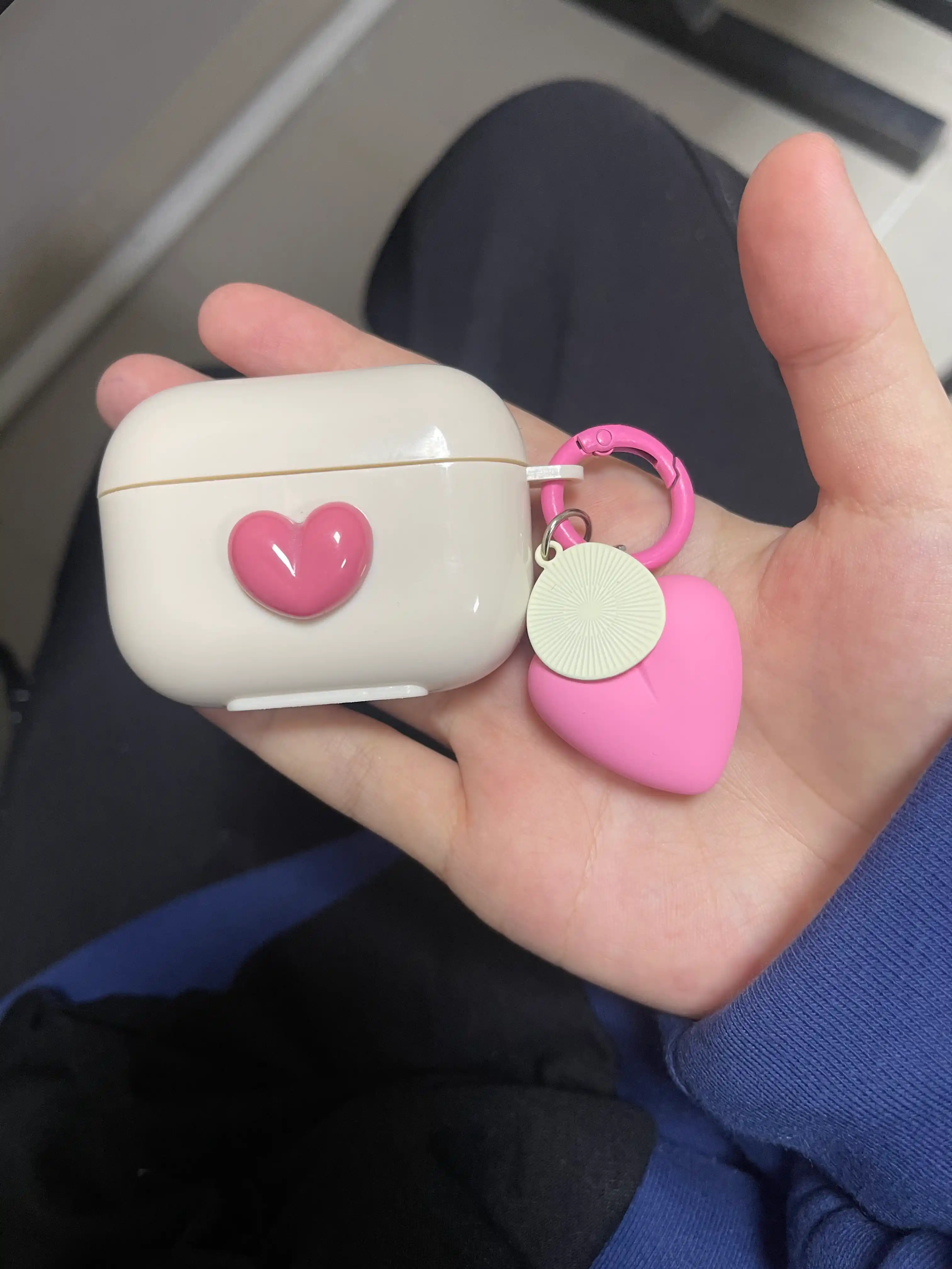 Силиконовый чехол для наушников Airpods