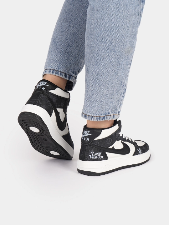 Kundalik krossovkalar, ayollar, erkaklar uchun NIKE JORDAN