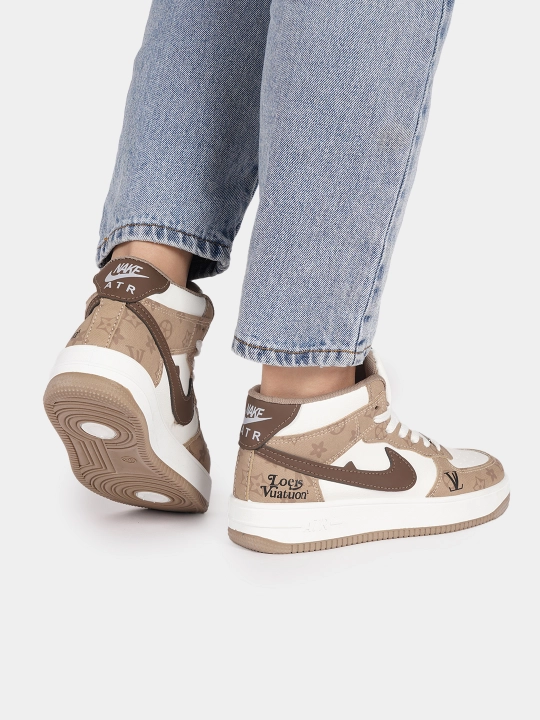 Kundalik krossovkalar, ayollar, erkaklar uchun NIKE JORDAN