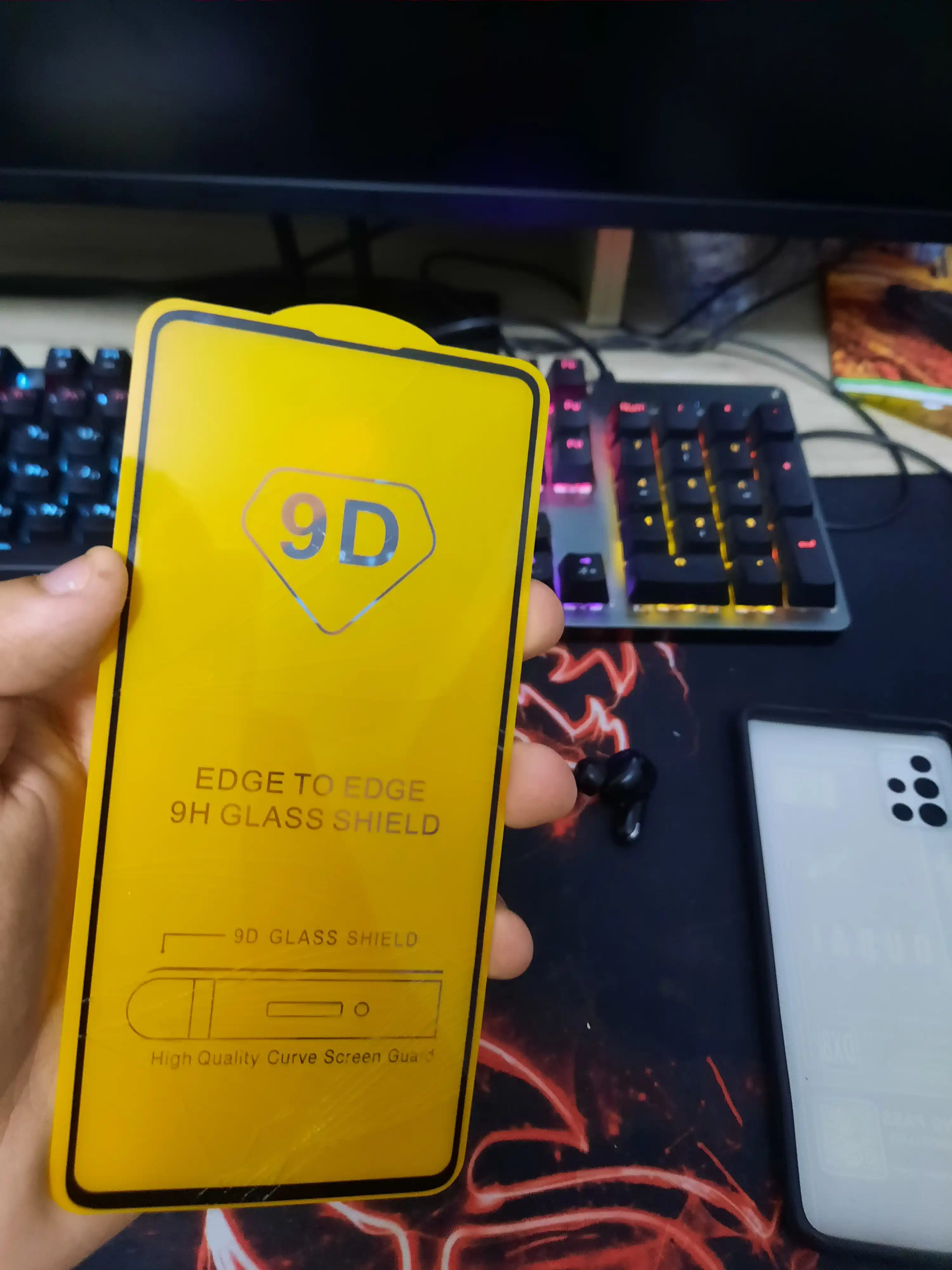 Защитное стекло 9D в упаковке для Samsung Redmi iPhone