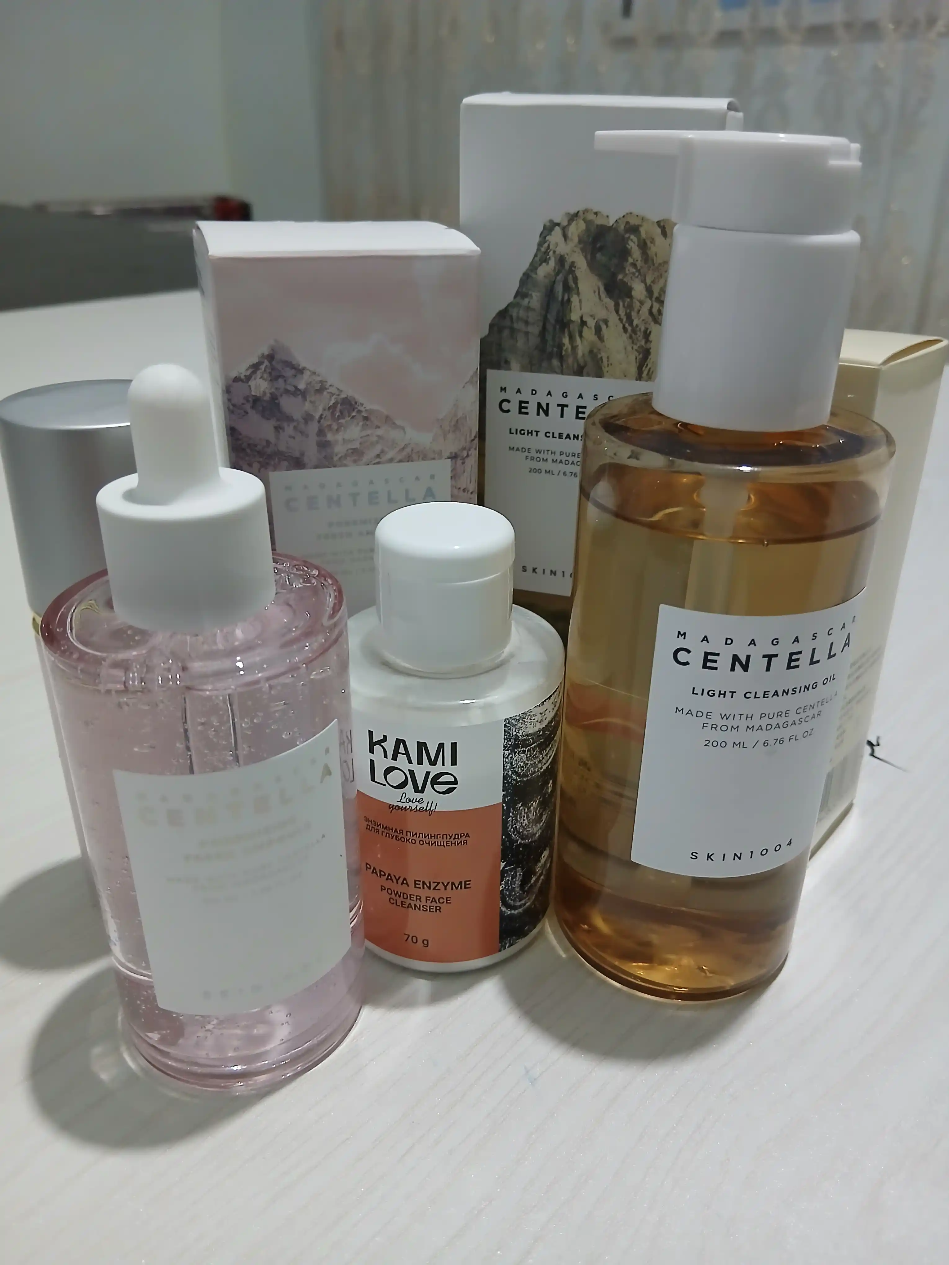 Ампула для сужения пор SKIN1004 Madagascar Centella Poremizing Fresh Ampoule