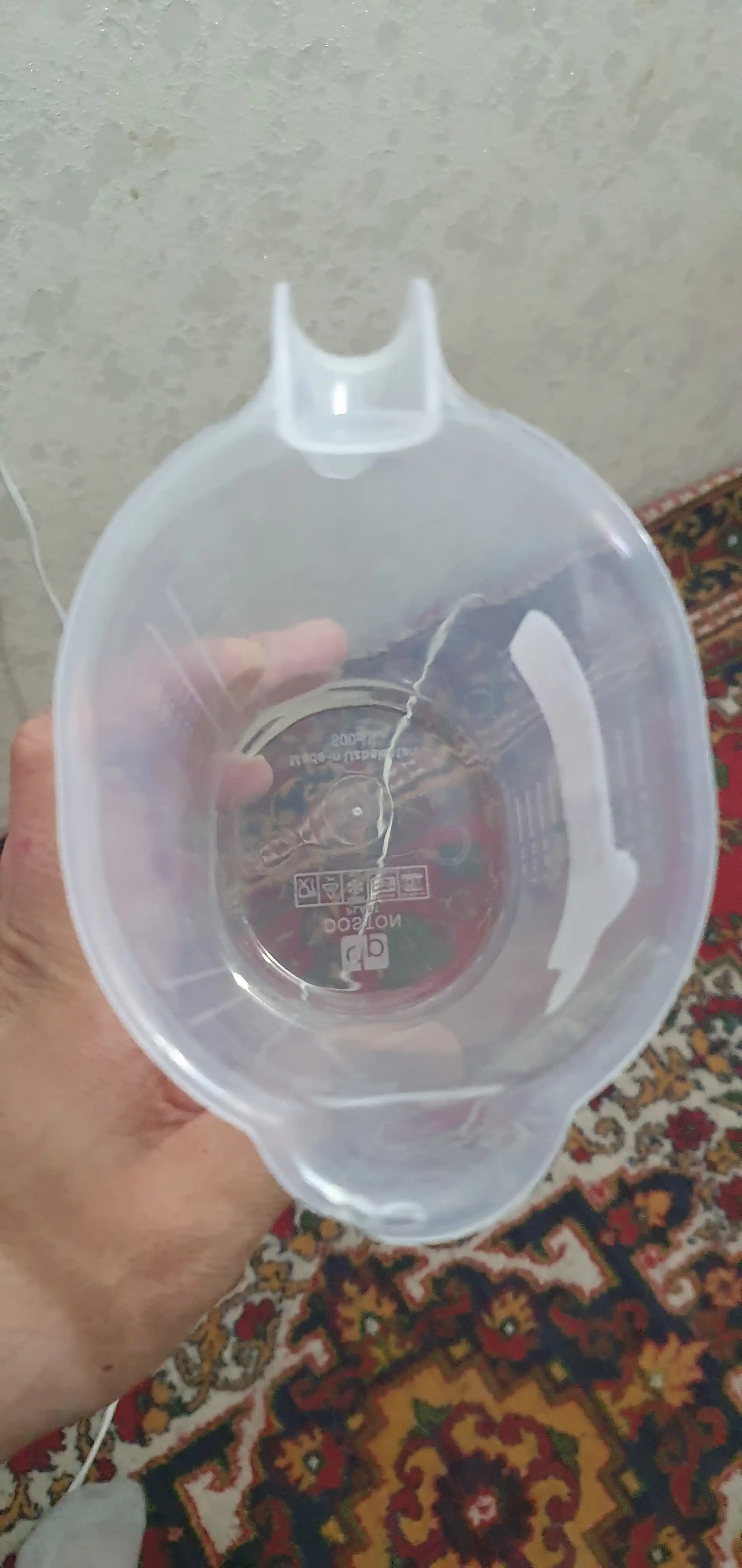 Plastik o‘lchov idishi, stakan, krujka