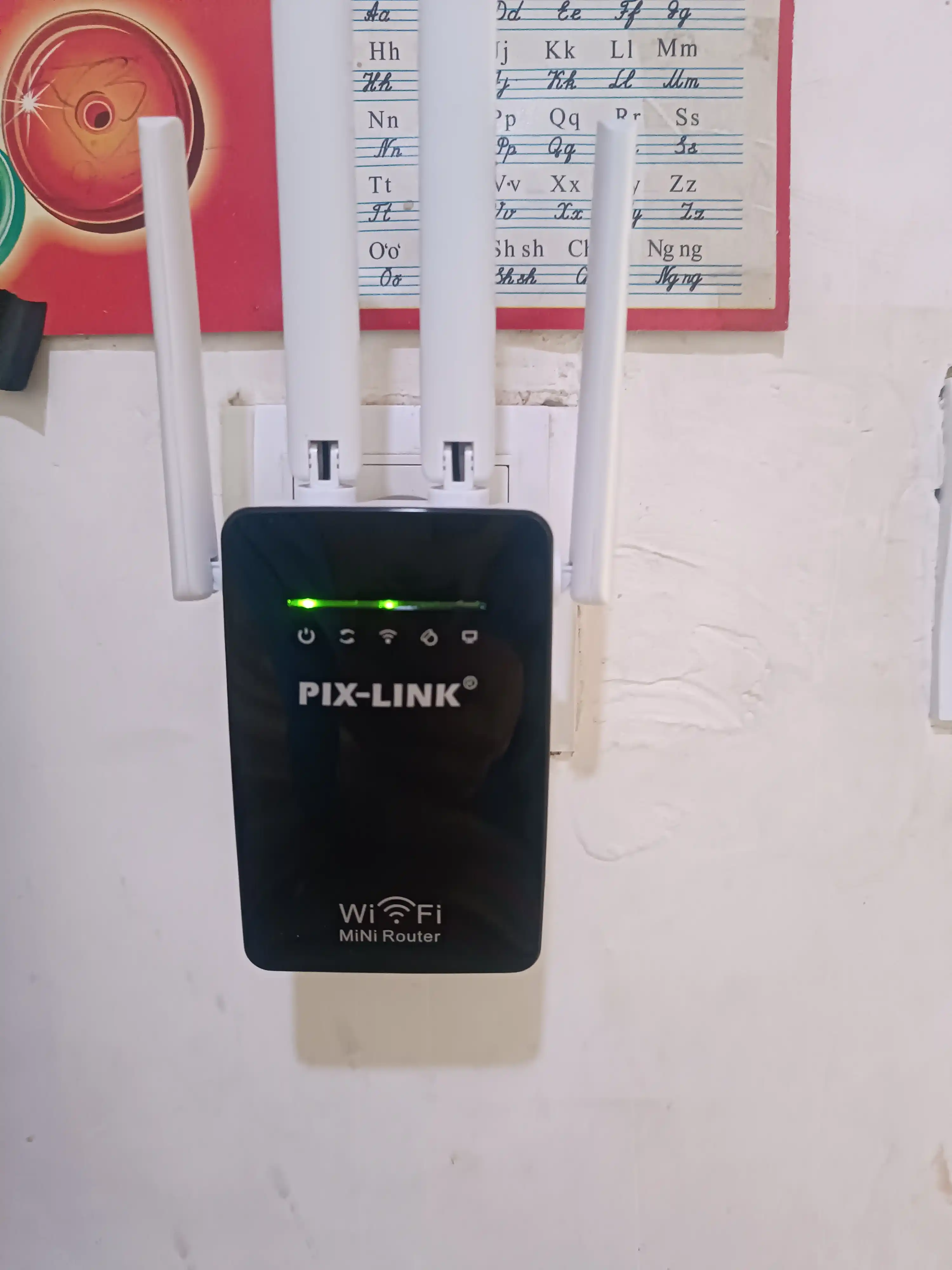 Усилитель сигнала Wi-Fi мини-роутер, репитер 3 в 1 Pix-link LV-WR09