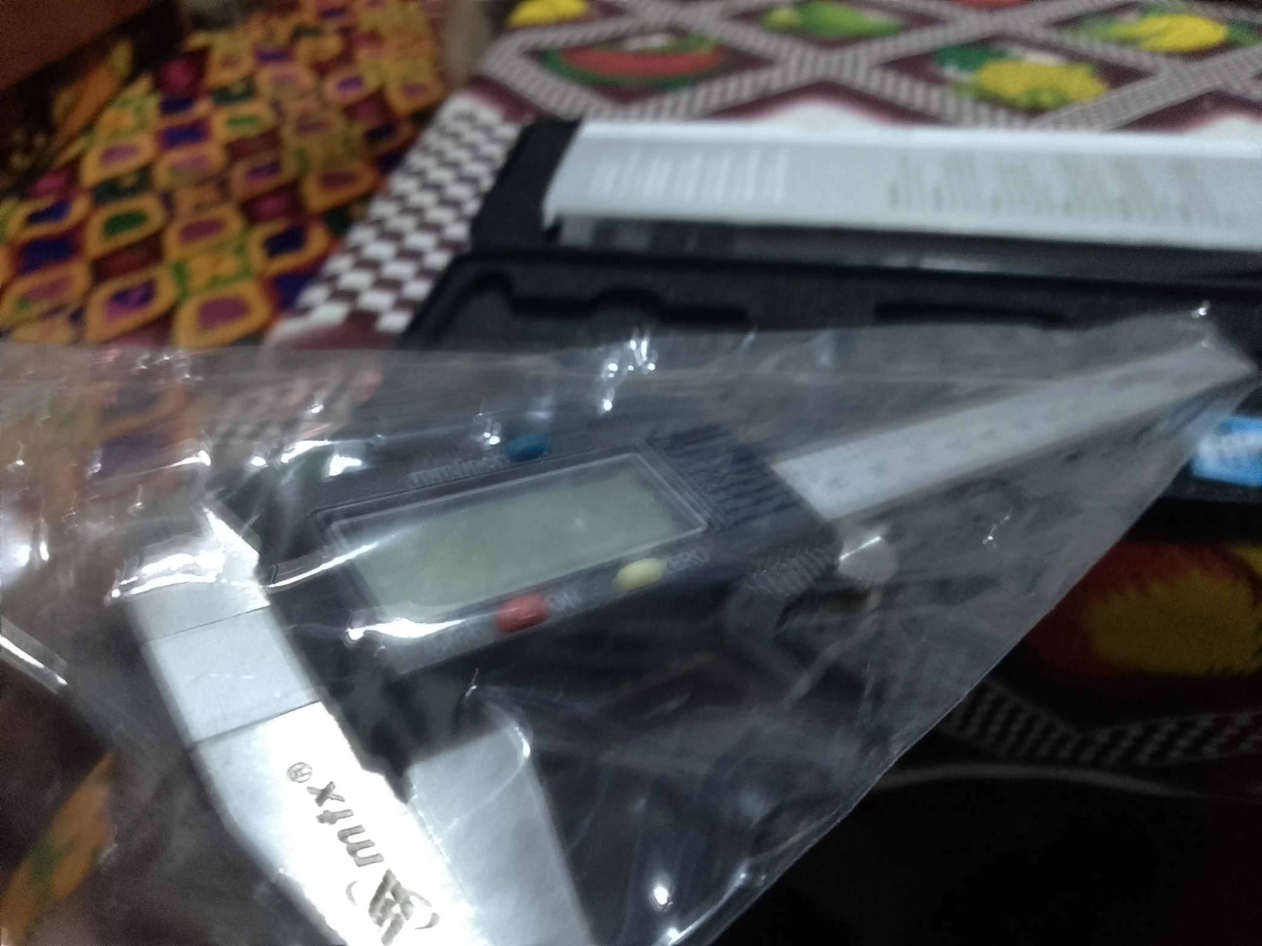 Kaliper plastik, 150 mm, elektron