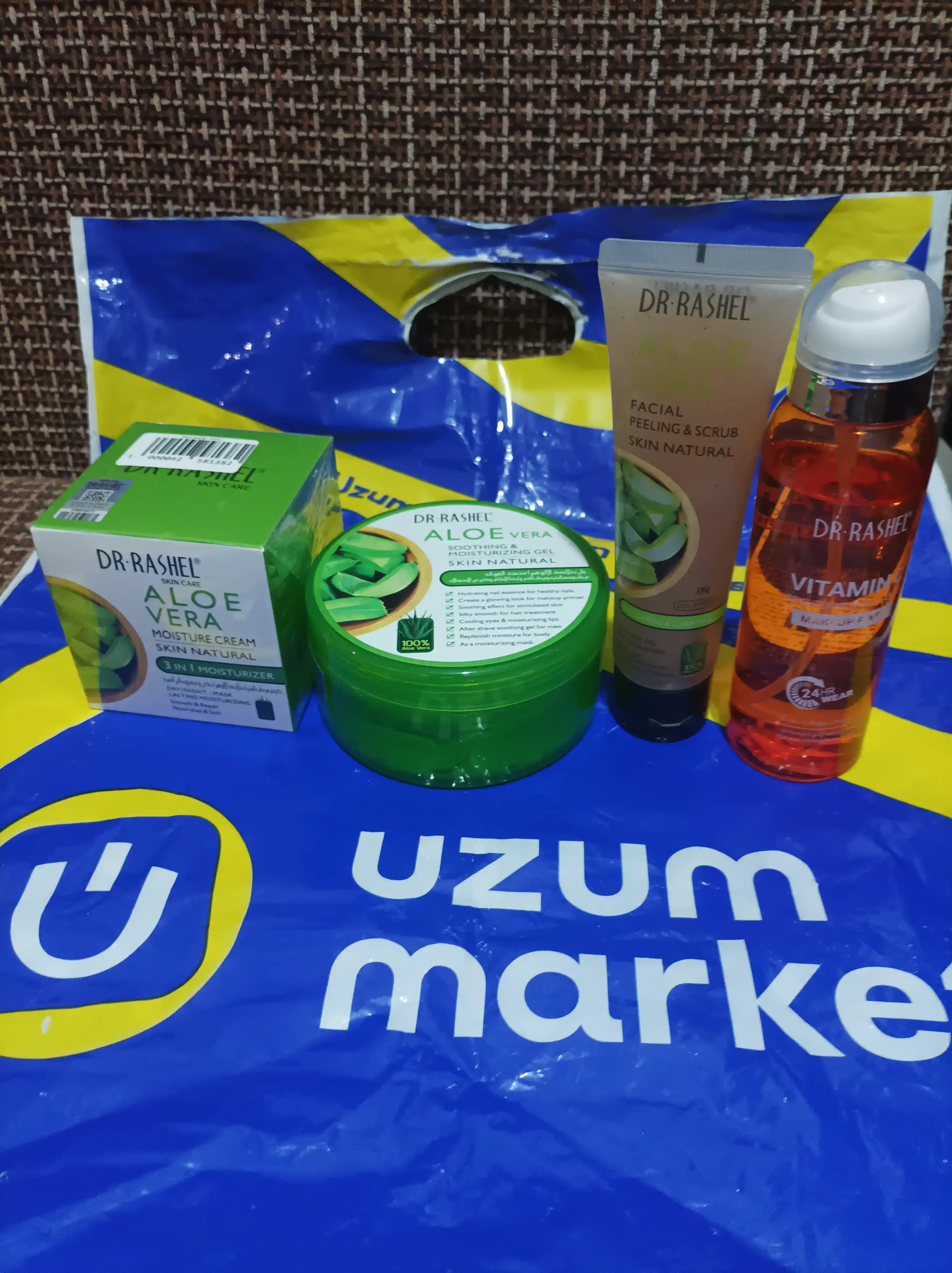 Dr.Rashel Aloe verali 3 in 1 yuz kremi, namlantirish, oziqlantirish va parvarish, 50 g