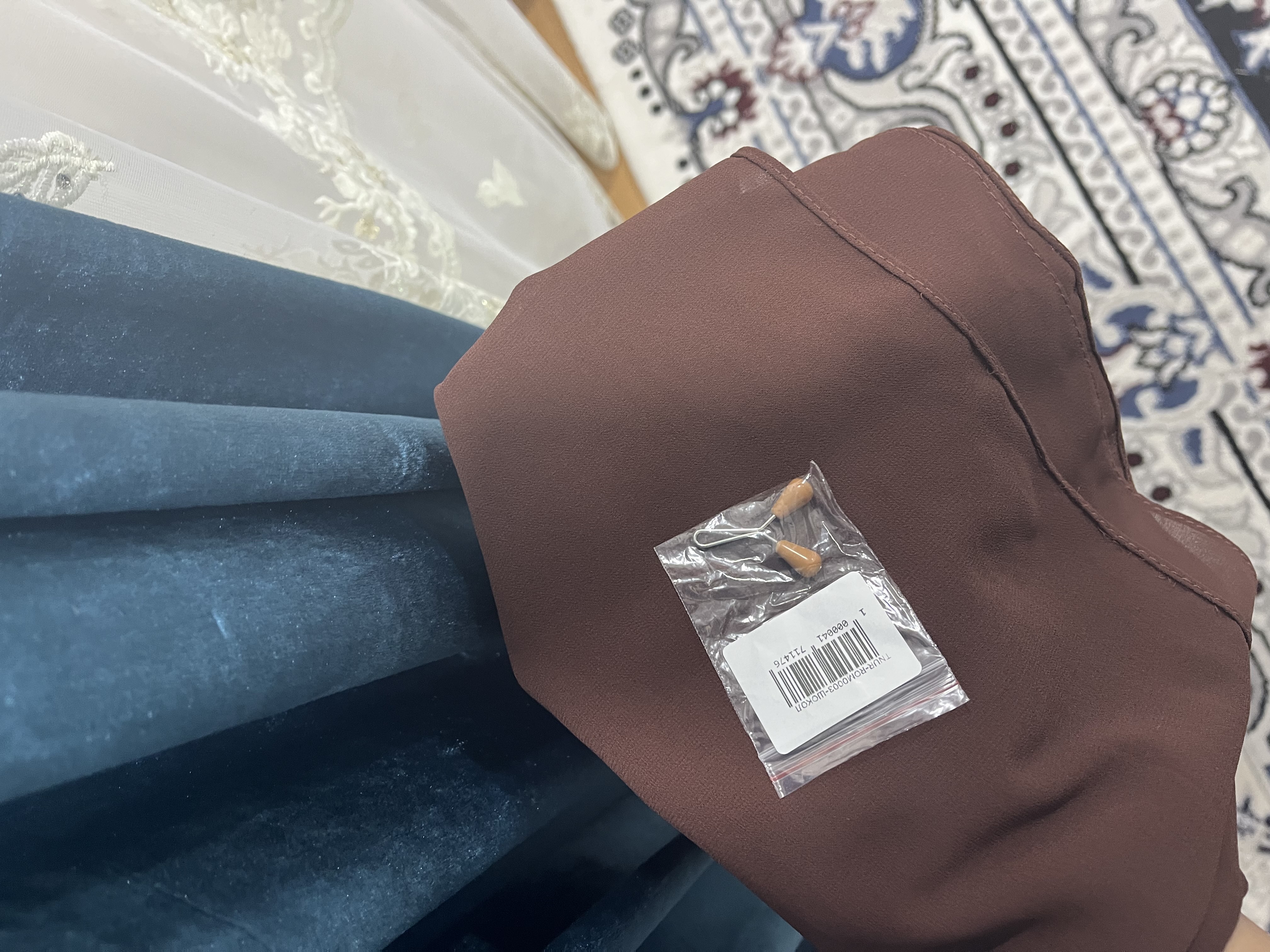 Krep-shifondan ayollar sharfi, ro‘mol, hijob, hadya uchun sharf 180*75
