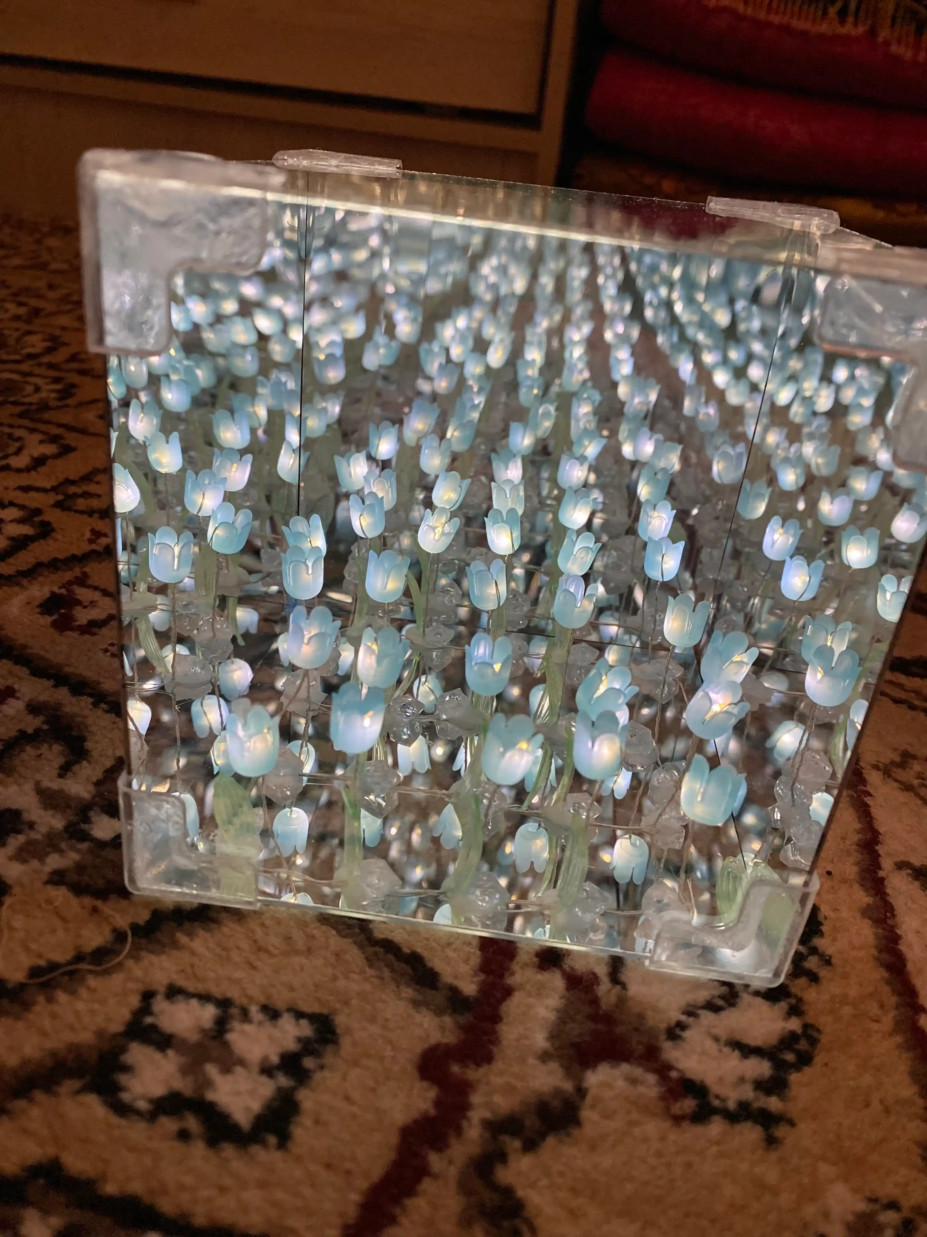Светильник куб 3D LED бесконечные тюльпаны Ночник зеркало LED лампа готовый акриловый Лола