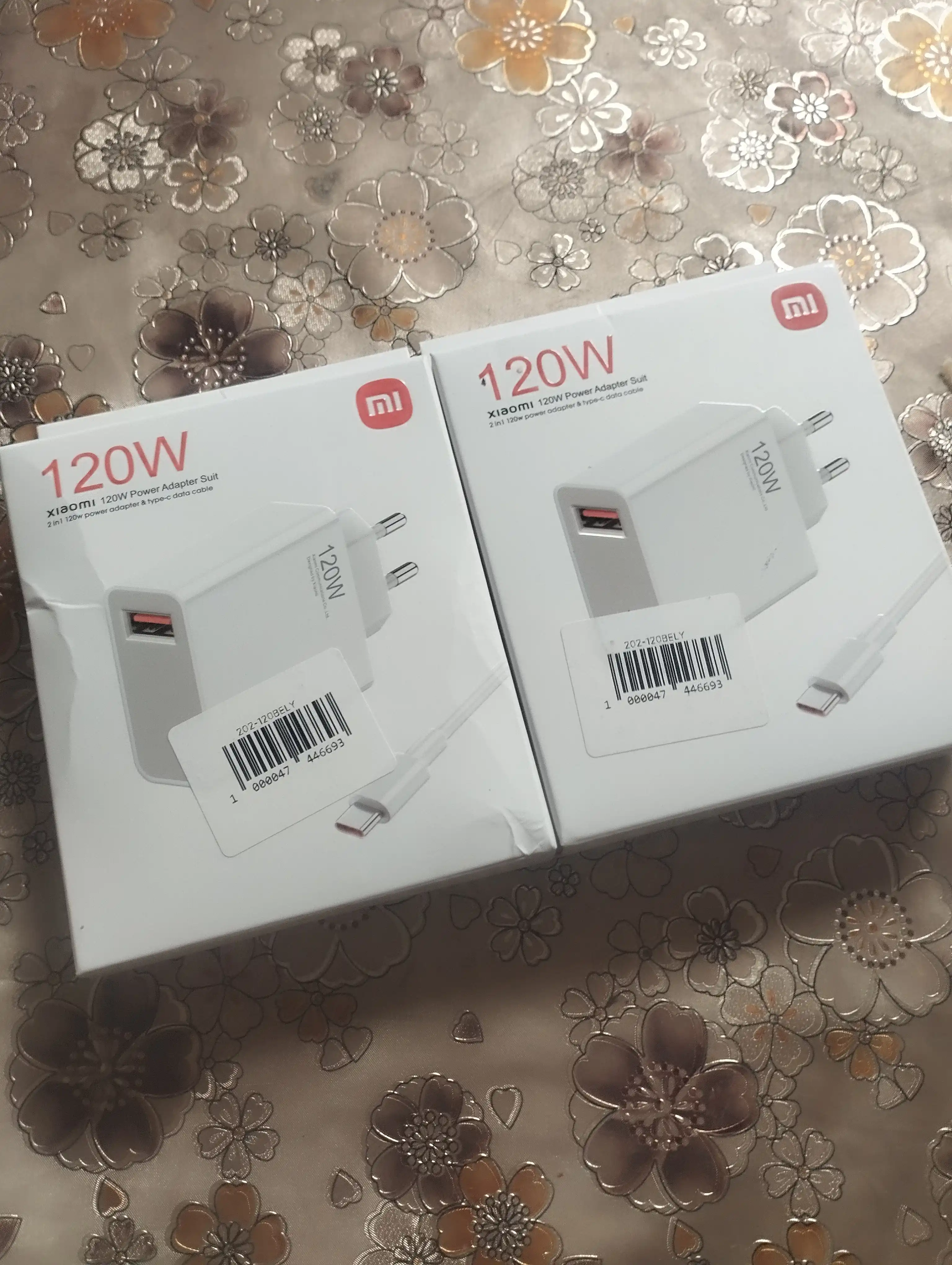 120 Vt tezkor quvvatlash, C turdagi tezkor quvvatlash uchun 2 ta adapter va 1 ta kabel